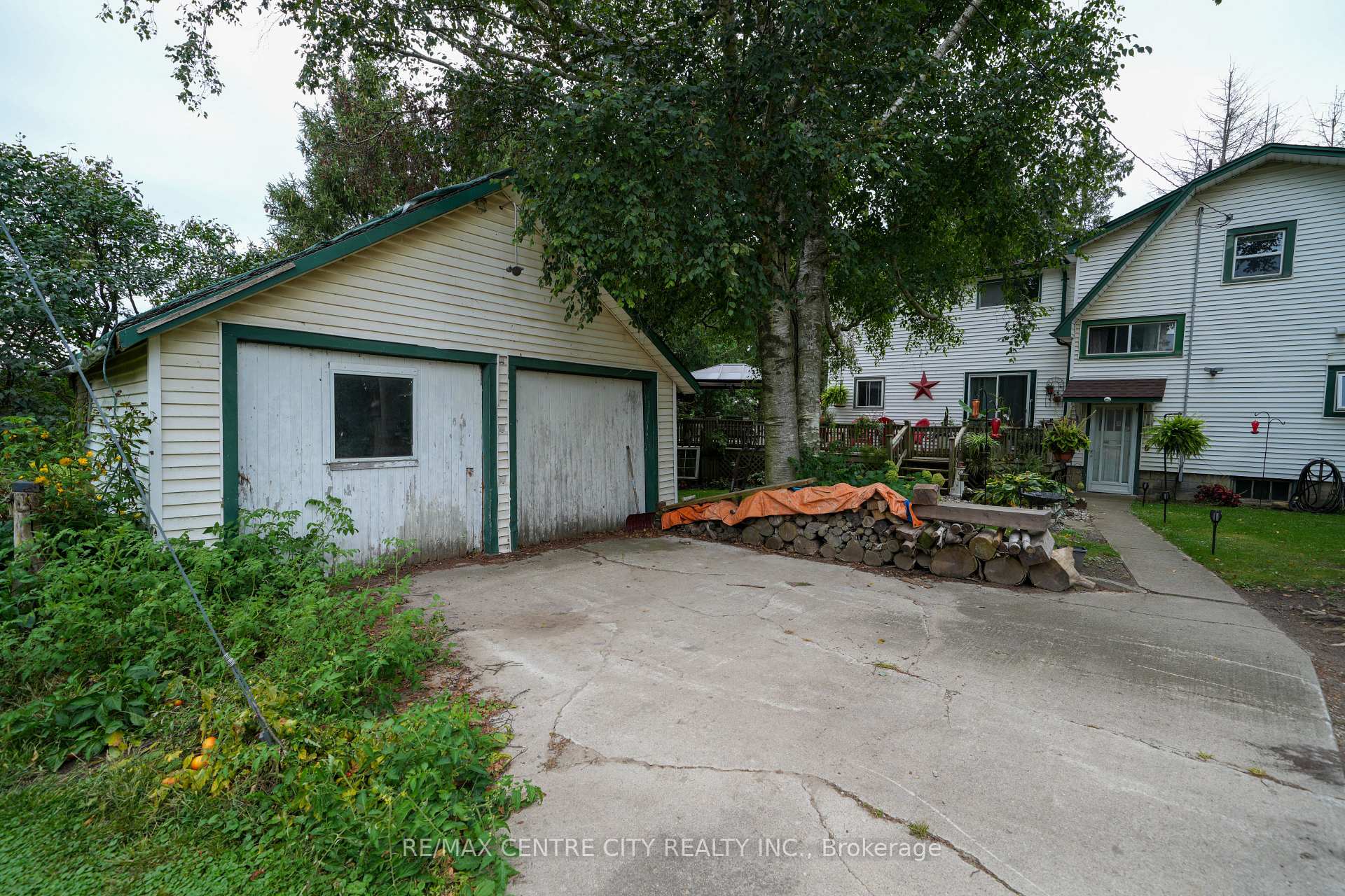 Photo 17 of 8874 Inadale Drive, Strathroy-Caradoc, Rural Strathroy-Caradoc — HOMEH