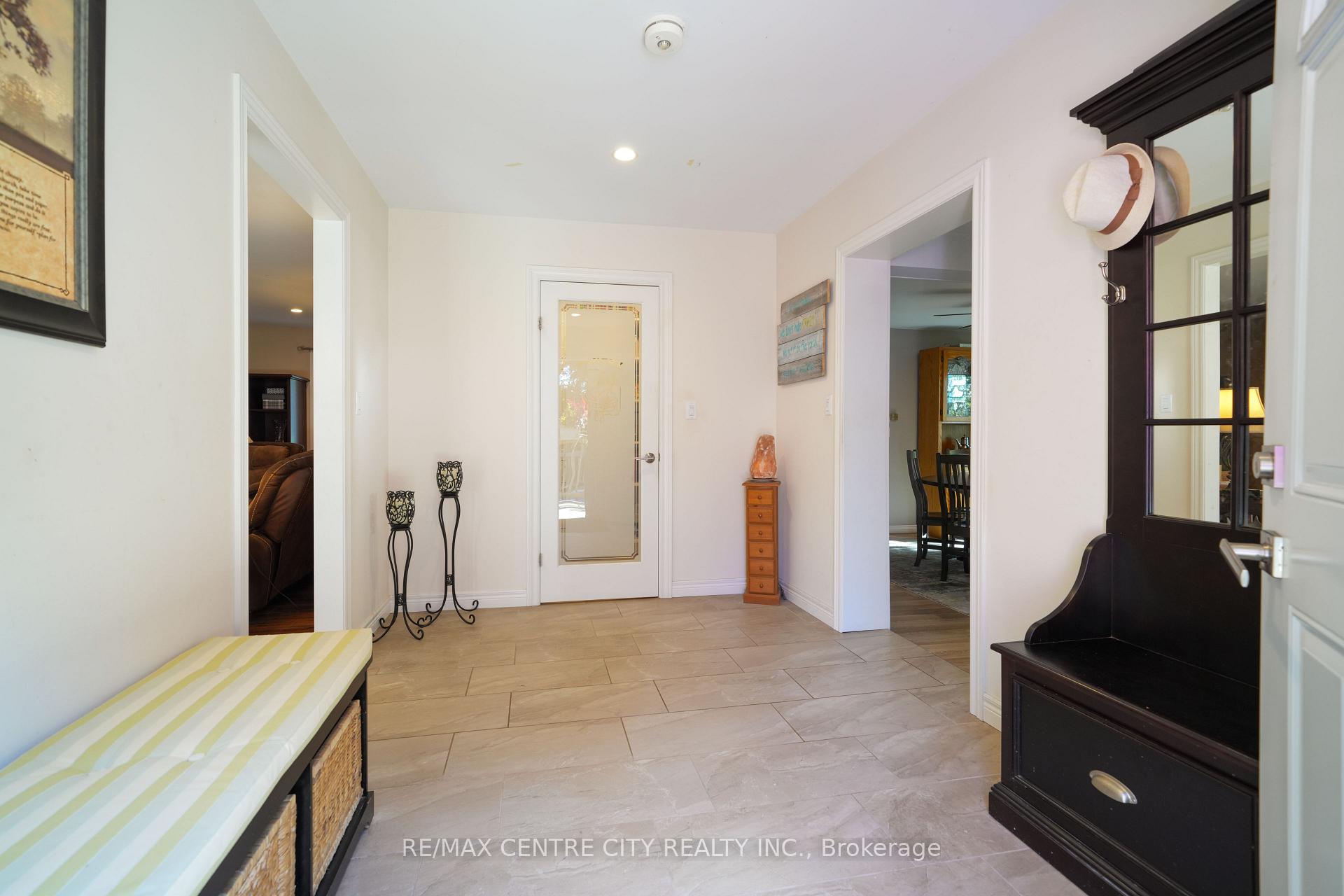 Photo 18 of 8874 Inadale Drive, Strathroy-Caradoc, Rural Strathroy-Caradoc — HOMEH