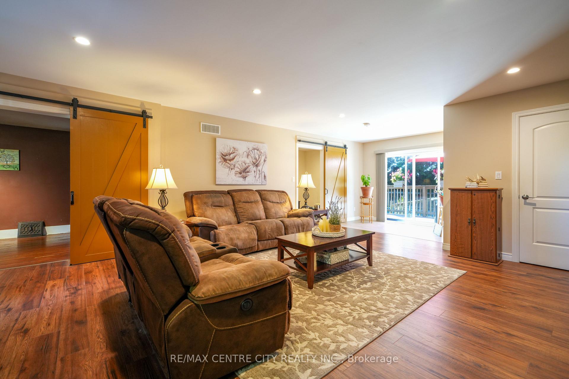 Photo 20 of 8874 Inadale Drive, Strathroy-Caradoc, Rural Strathroy-Caradoc — HOMEH