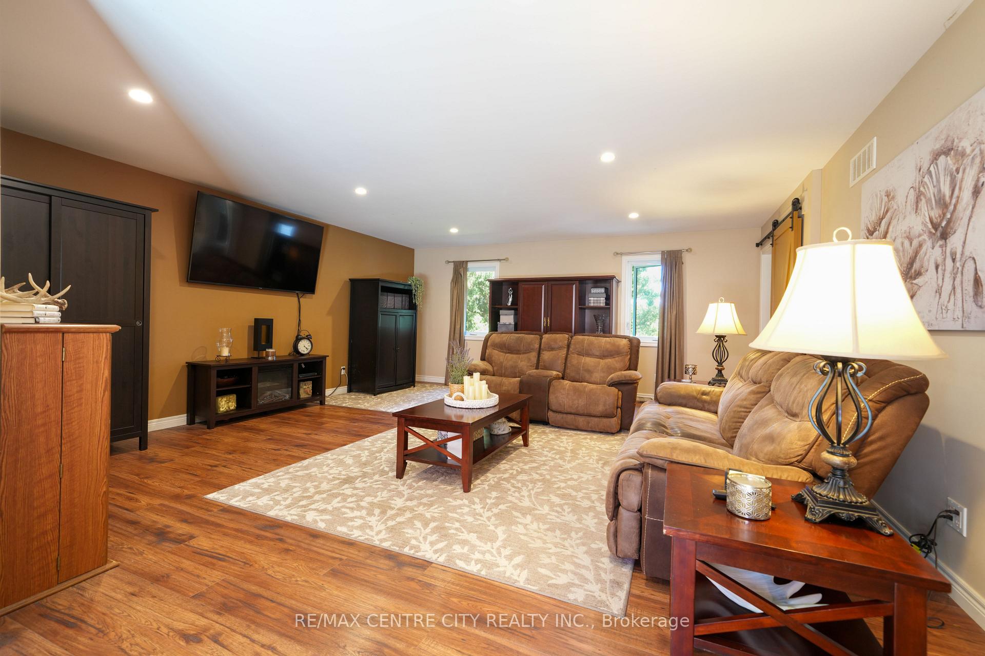 Photo 21 of 8874 Inadale Drive, Strathroy-Caradoc, Rural Strathroy-Caradoc — HOMEH
