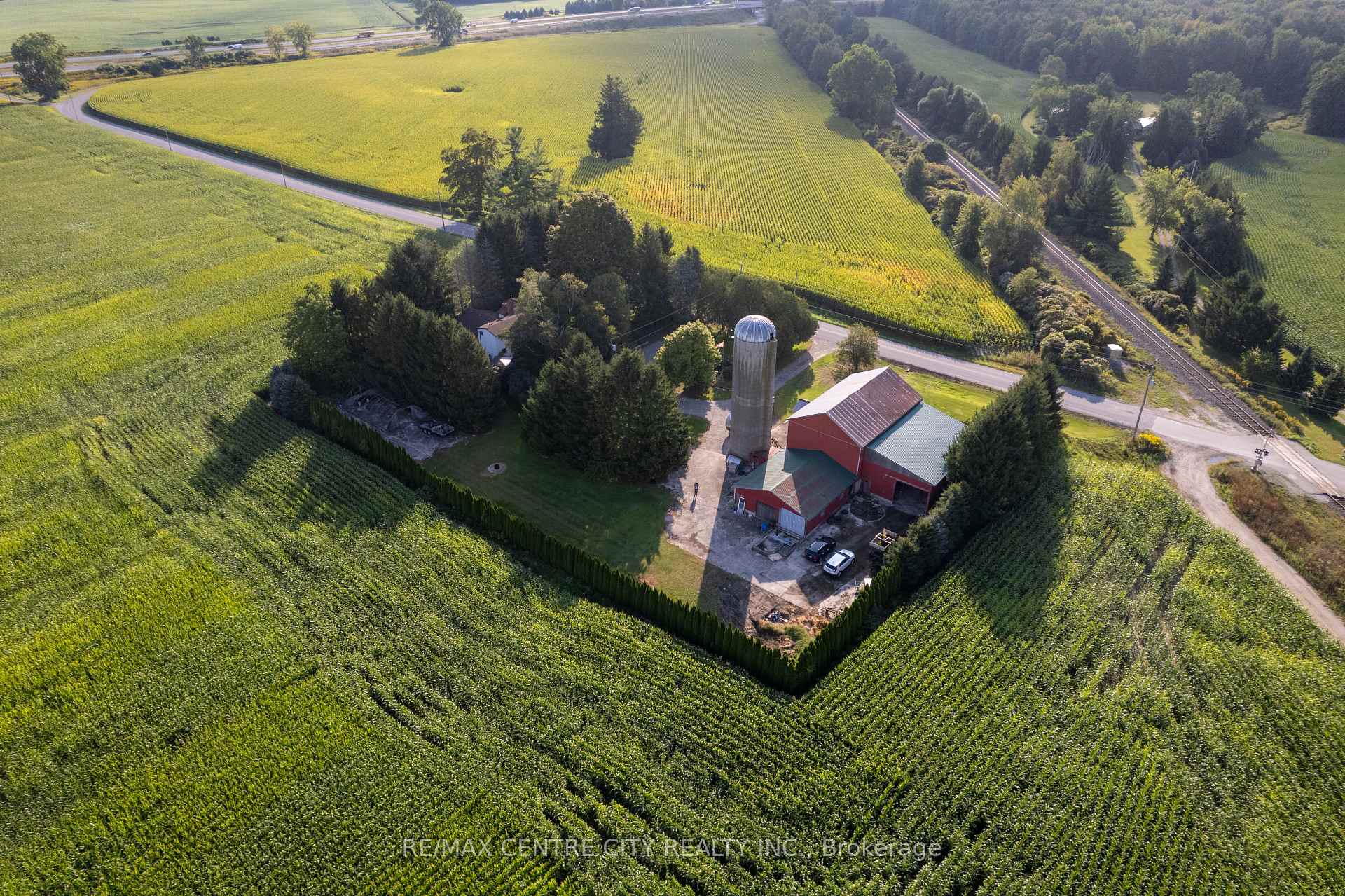 Photo 37 of 8874 Inadale Drive, Strathroy-Caradoc, Rural Strathroy-Caradoc — HOMEH