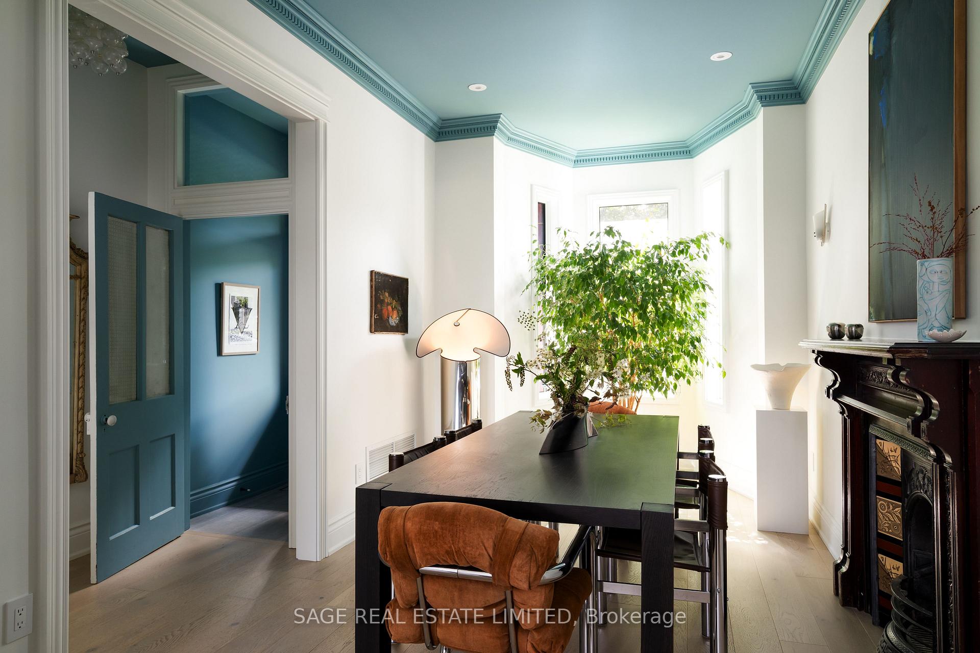 Photo 5 of 120 Argyle Street, Toronto, Trinity-Bellwoods — HOMEH
