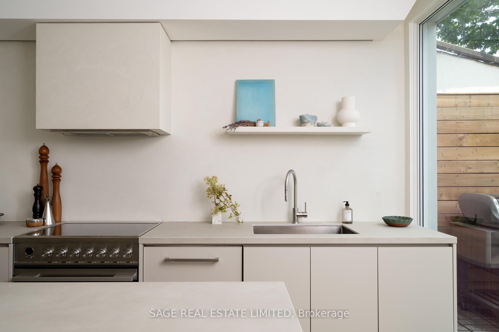 Photo 12 of 120 Argyle Street, Toronto, Trinity-Bellwoods — HOMEH