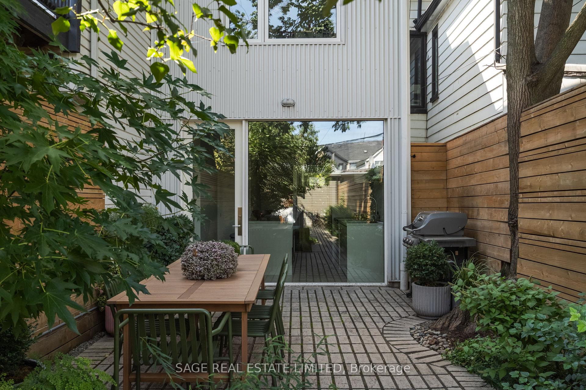 Photo 32 of 120 Argyle Street, Toronto, Trinity-Bellwoods — HOMEH