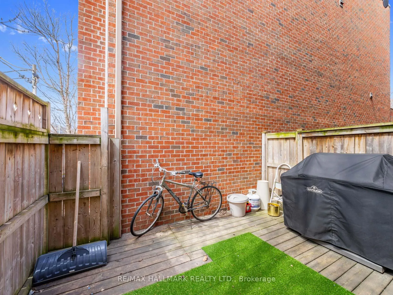 Photo 17 of 112A Morse Street, Toronto, South Riverdale — HOMEH