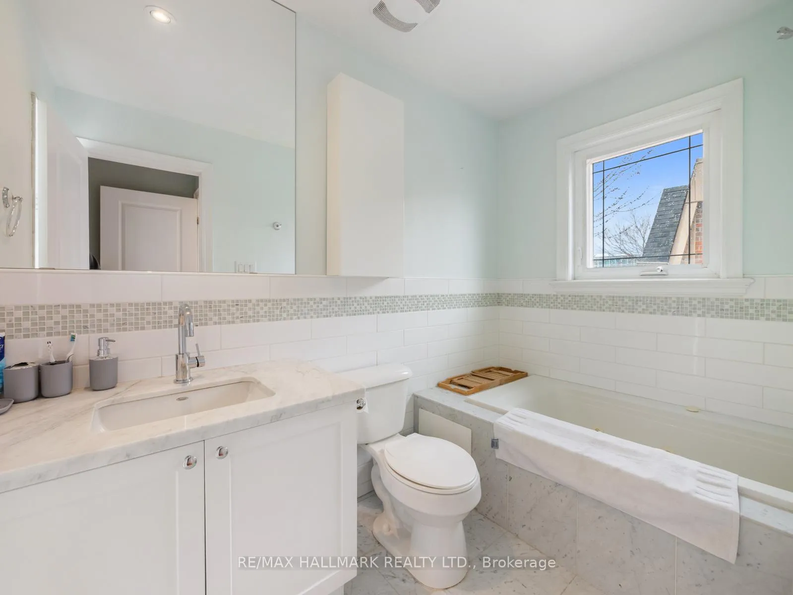 Photo 33 of 112A Morse Street, Toronto, South Riverdale — HOMEH