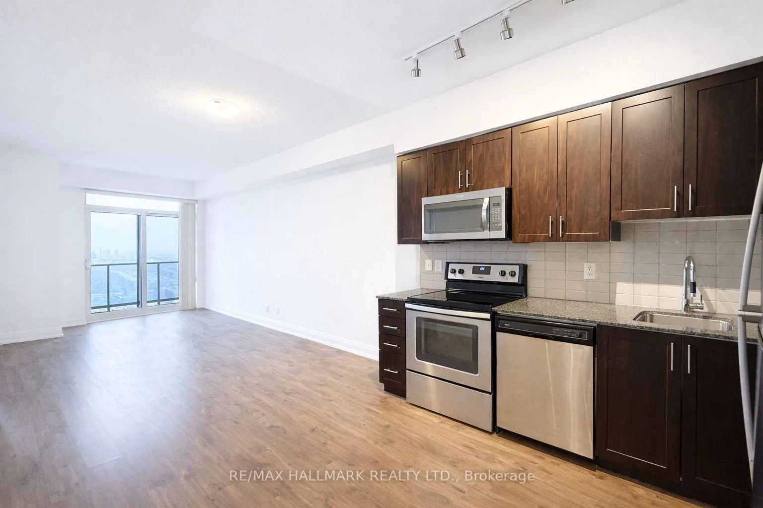 Photo 6 of Unit 1509, 3600 Highway 7, Vaughan, Vaughan Corporate Centre — HOMEH