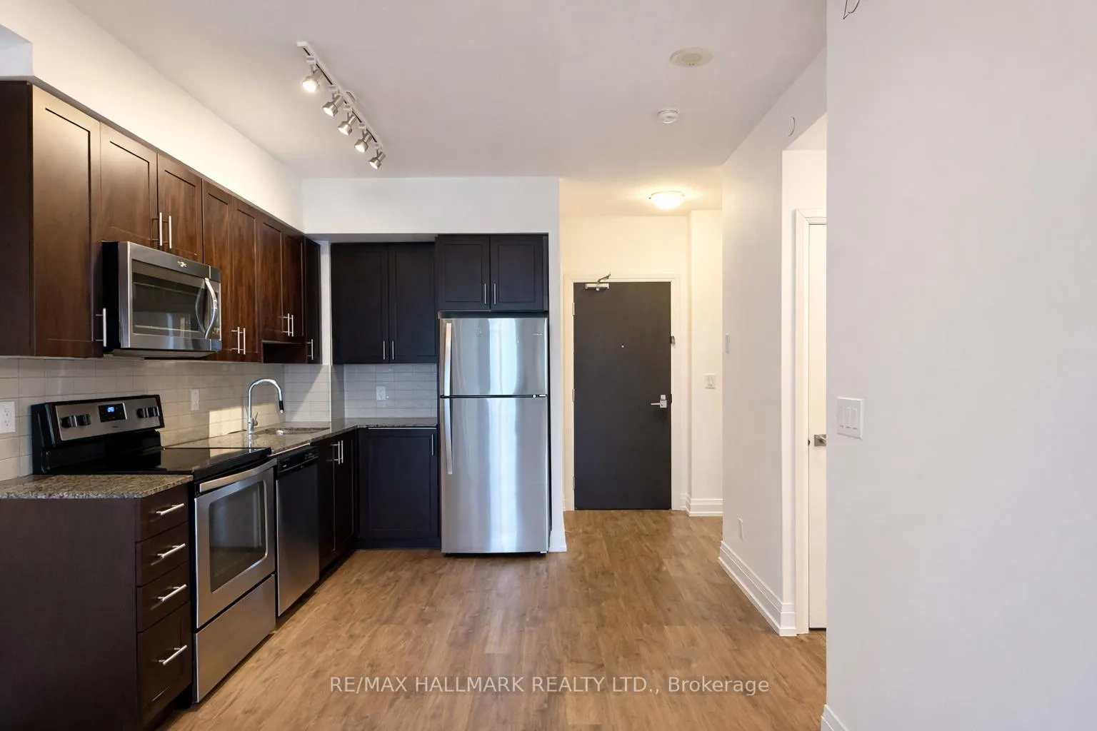 Photo 9 of Unit 1509, 3600 Highway 7, Vaughan, Vaughan Corporate Centre — HOMEH