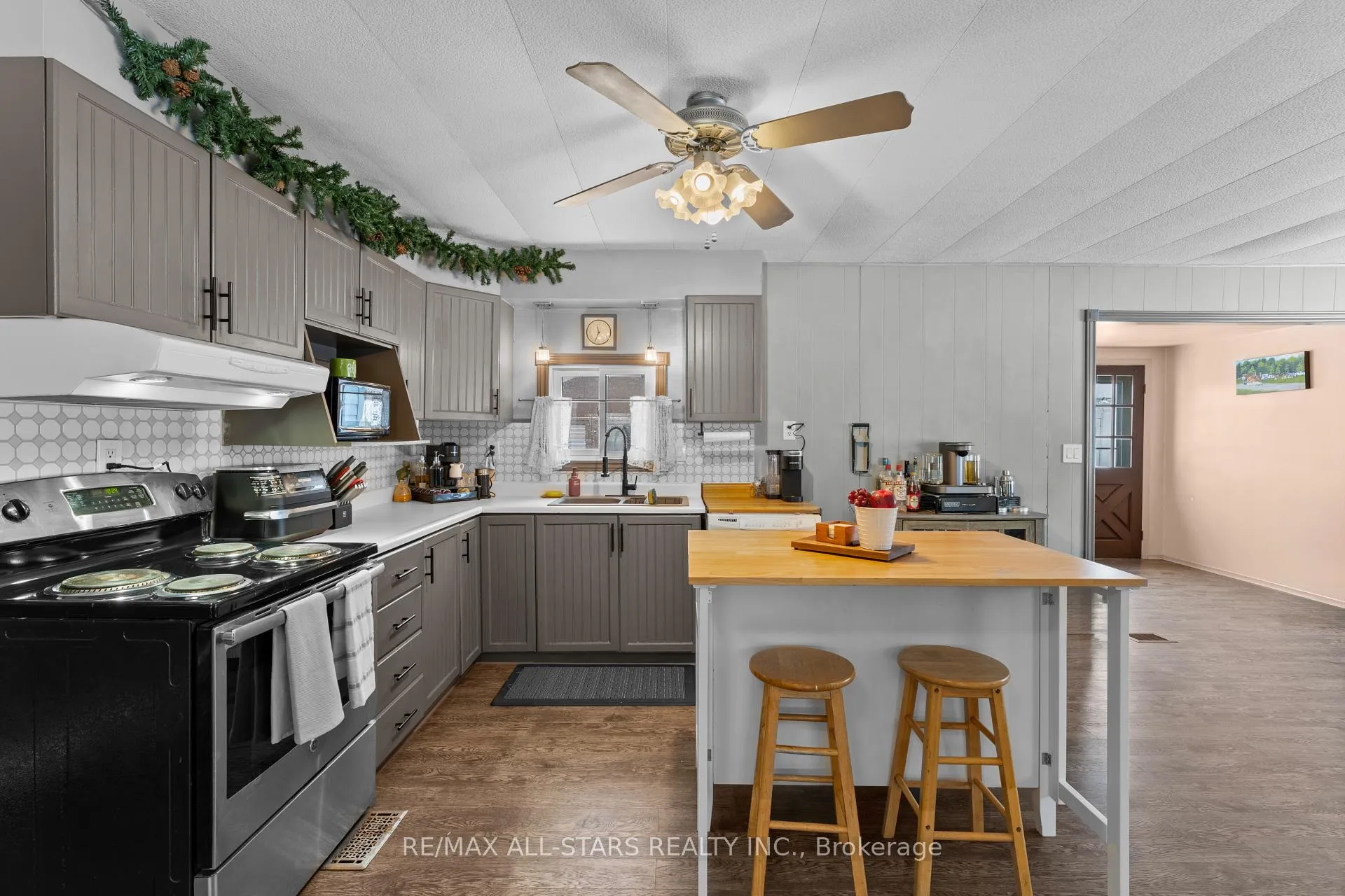 Photo 8 of 1088 Lutterworth Pines Road, Minden Hills, Lutterworth — HOMEH