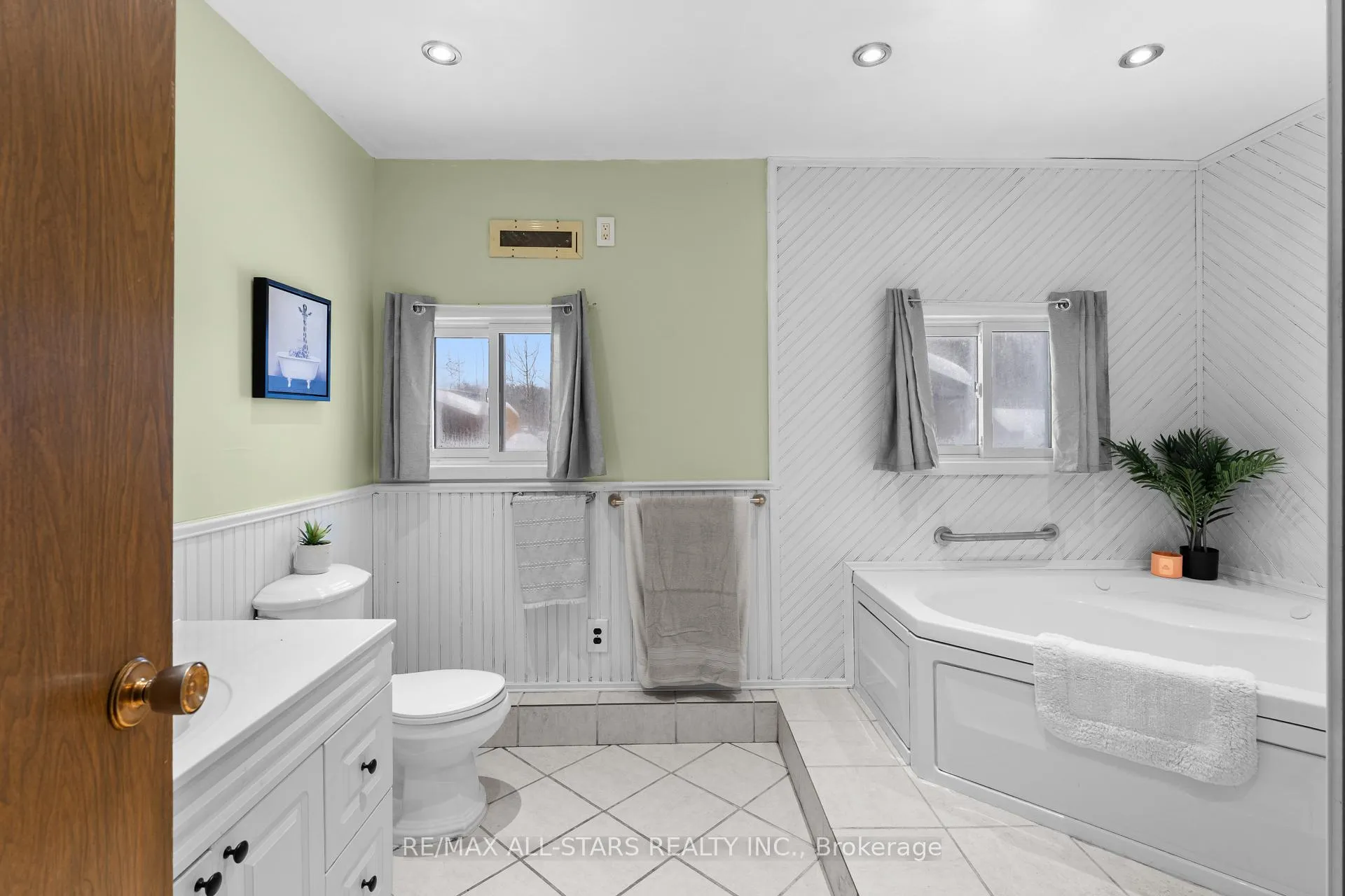 Photo 16 of 1088 Lutterworth Pines Road, Minden Hills, Lutterworth — HOMEH