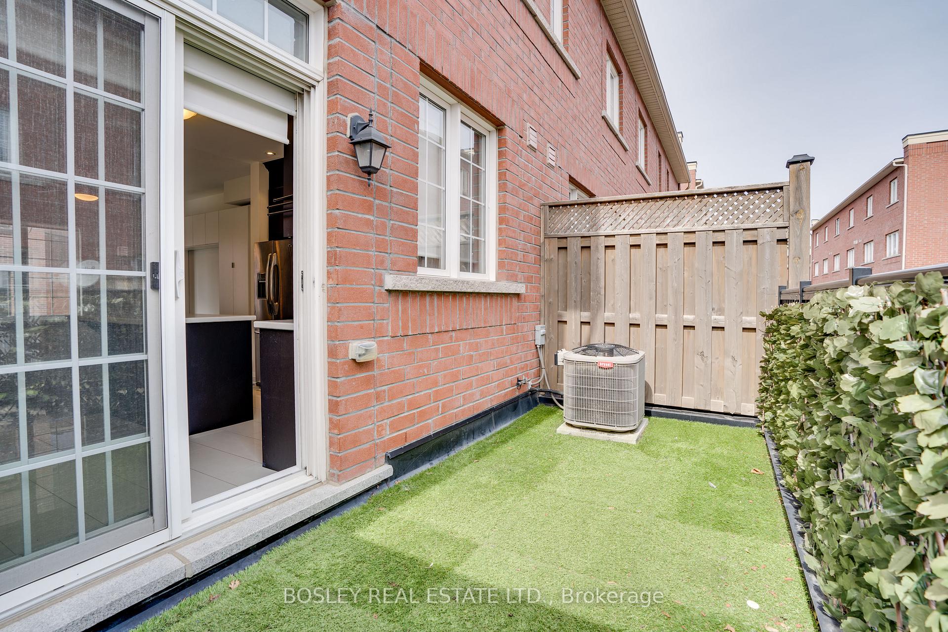 Photo 10 of 60 Raffeix Lane, Toronto, Regent Park — HOMEH