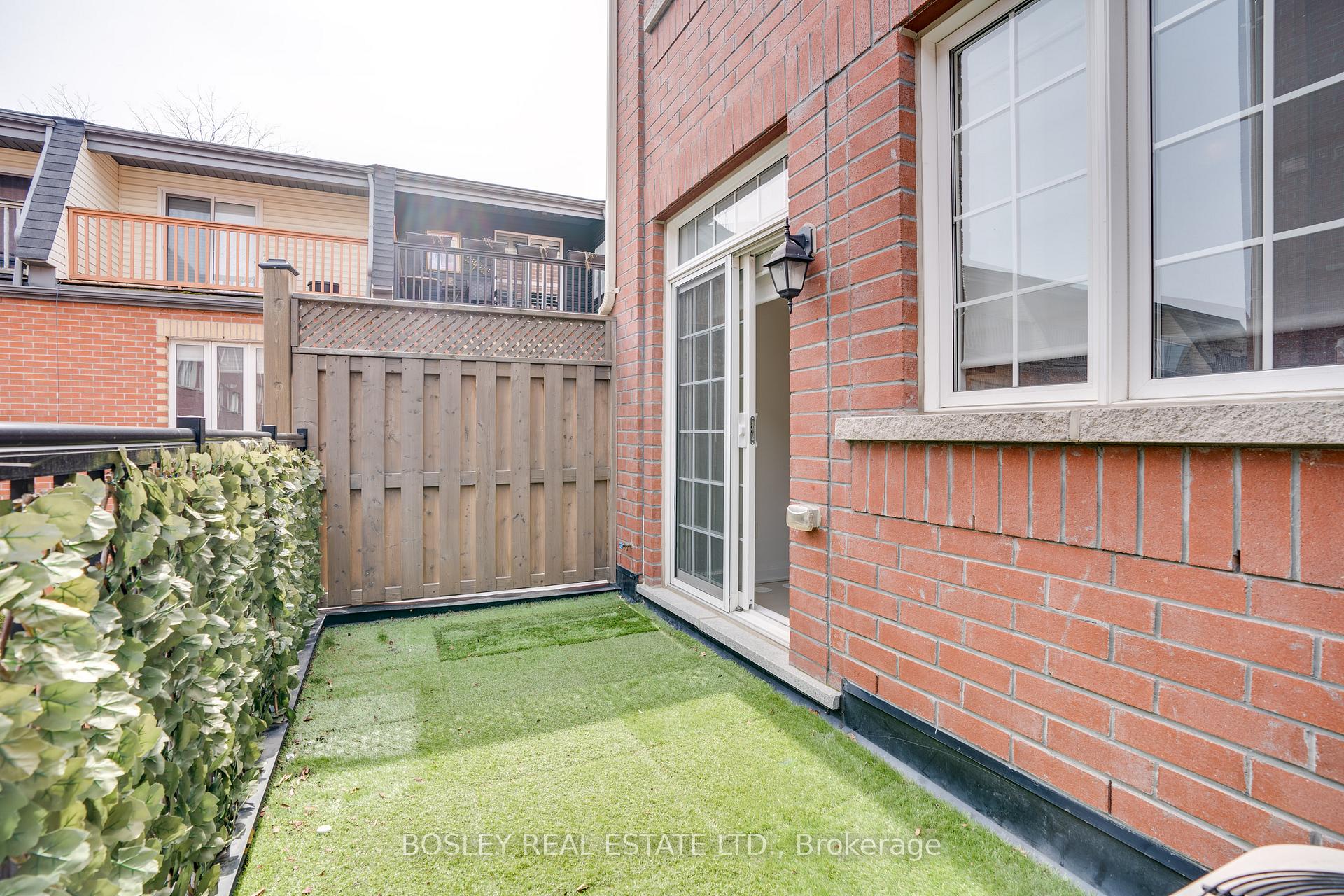 Photo 11 of 60 Raffeix Lane, Toronto, Regent Park — HOMEH