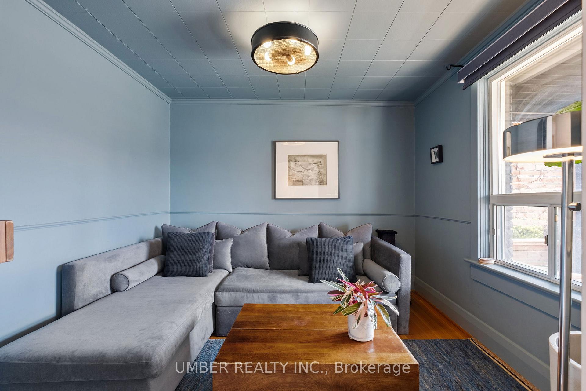 Photo 5 of 770 Sammon Avenue, Toronto, Danforth Village-East York — HOMEH