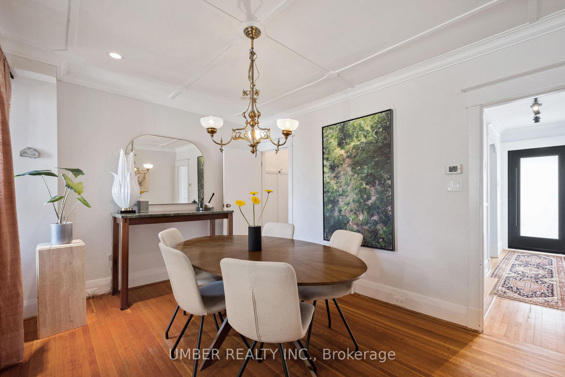 Photo 6 of 770 Sammon Avenue, Toronto, Danforth Village-East York — HOMEH