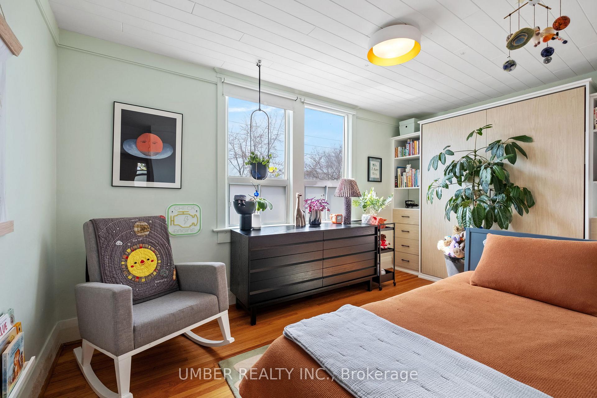 Photo 13 of 770 Sammon Avenue, Toronto, Danforth Village-East York — HOMEH