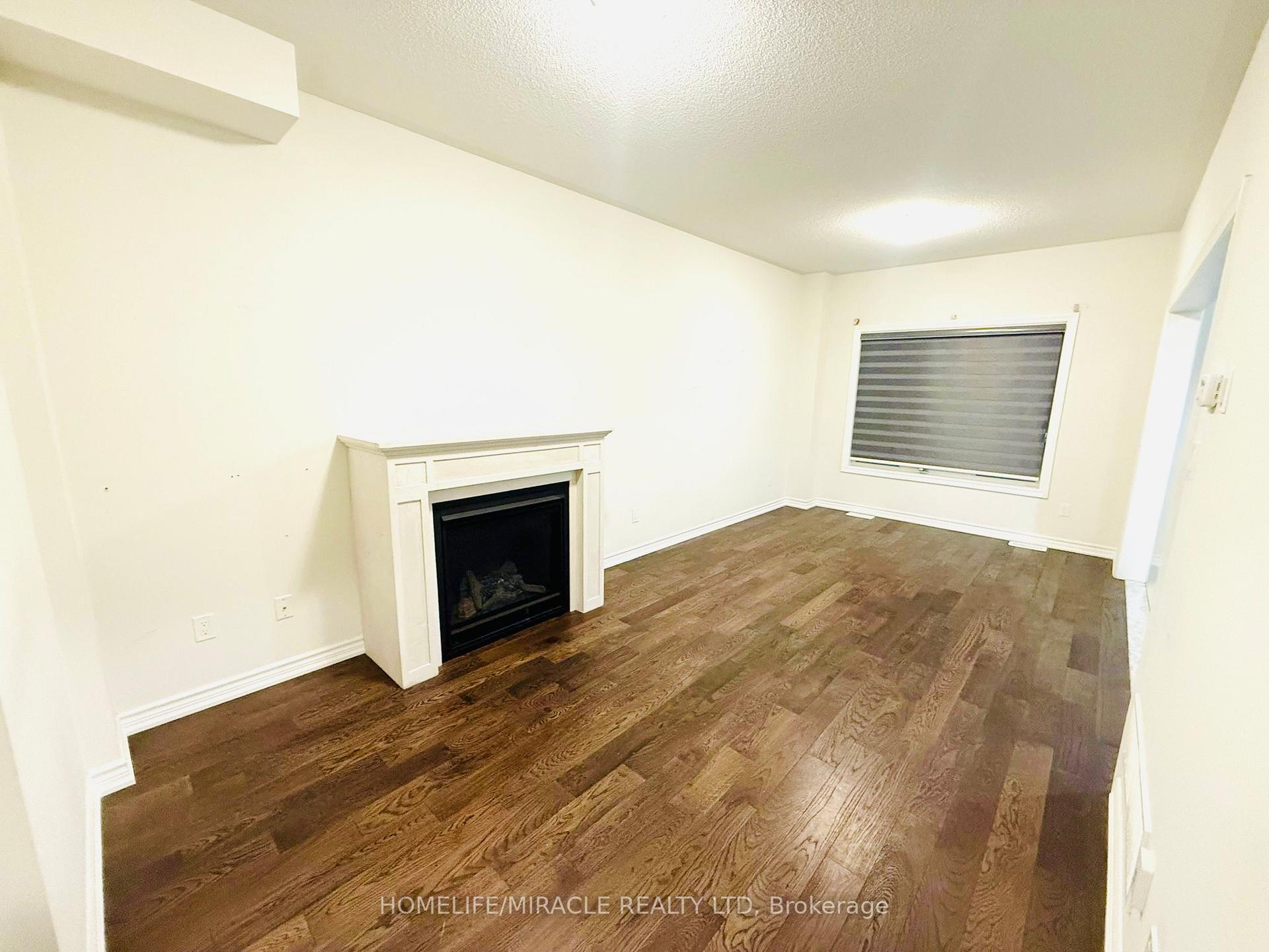 Photo 3 of 112 Baker Street N, Thorold, Thorold Downtown — HOMEH