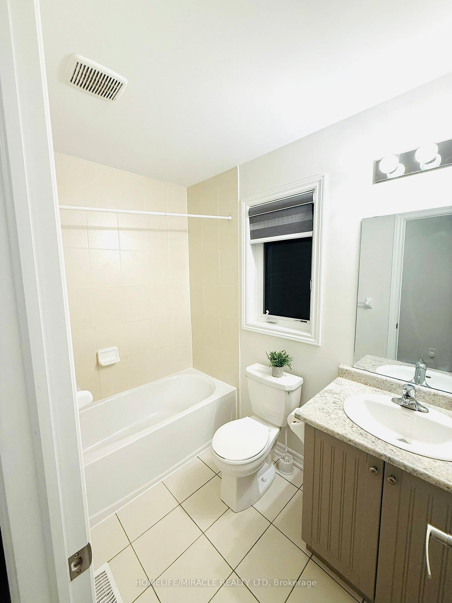Photo 10 of 112 Baker Street N, Thorold, Thorold Downtown — HOMEH