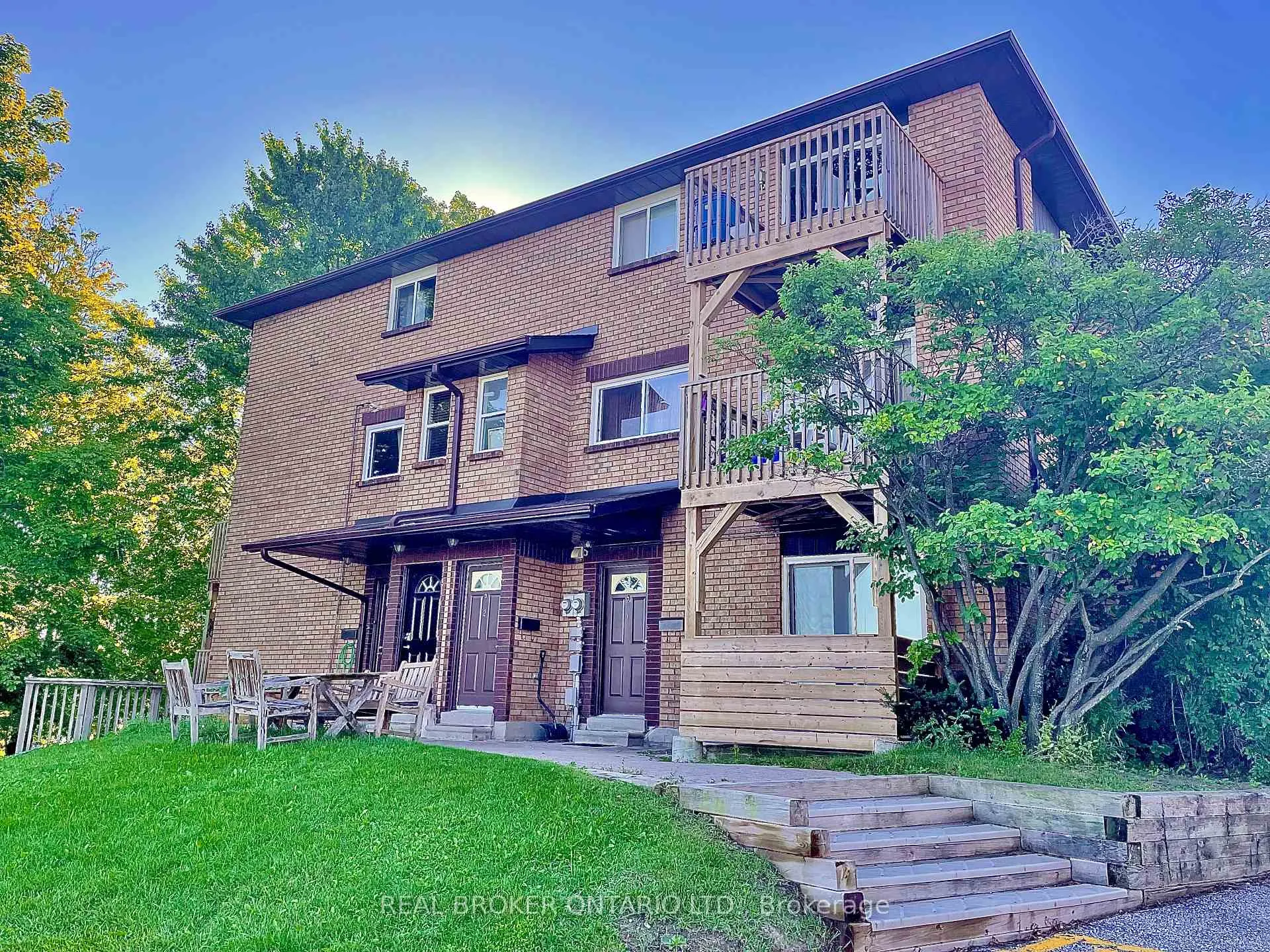 Front of Unit 1, 30 Loggers Run