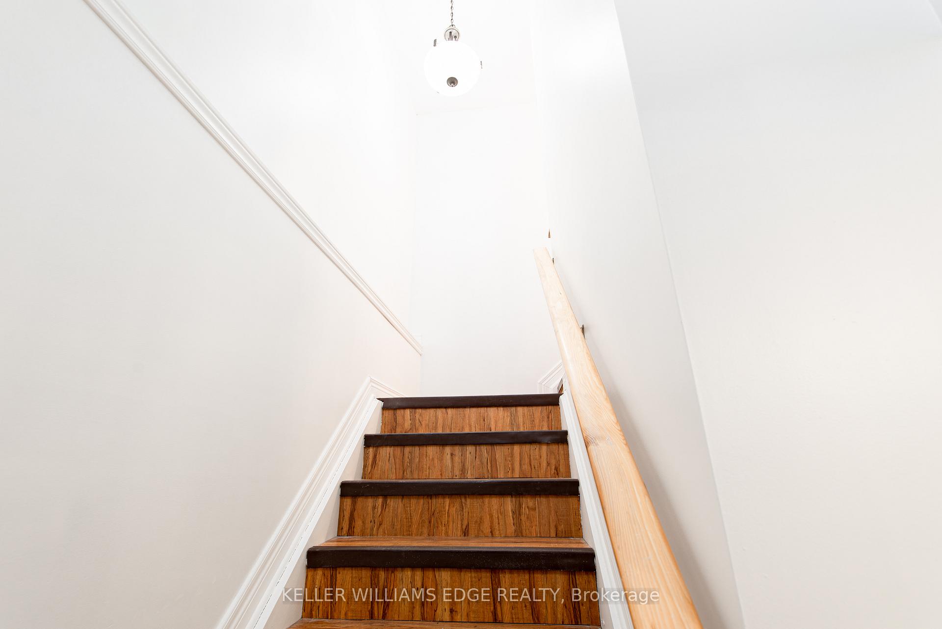 Photo 14 of Unit Room 1, 119 Summers Drive, Thorold, Confederation Heights — HOMEH