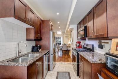 Photo 10 of 23 Hodge Lane, Toronto, East End-Danforth — HOMEH