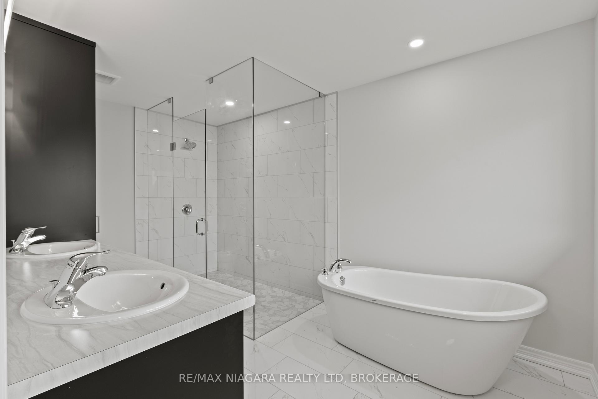 Photo 13 of 136 Hodgkins Avenue, Thorold, Allanburg/Thorold South — HOMEH
