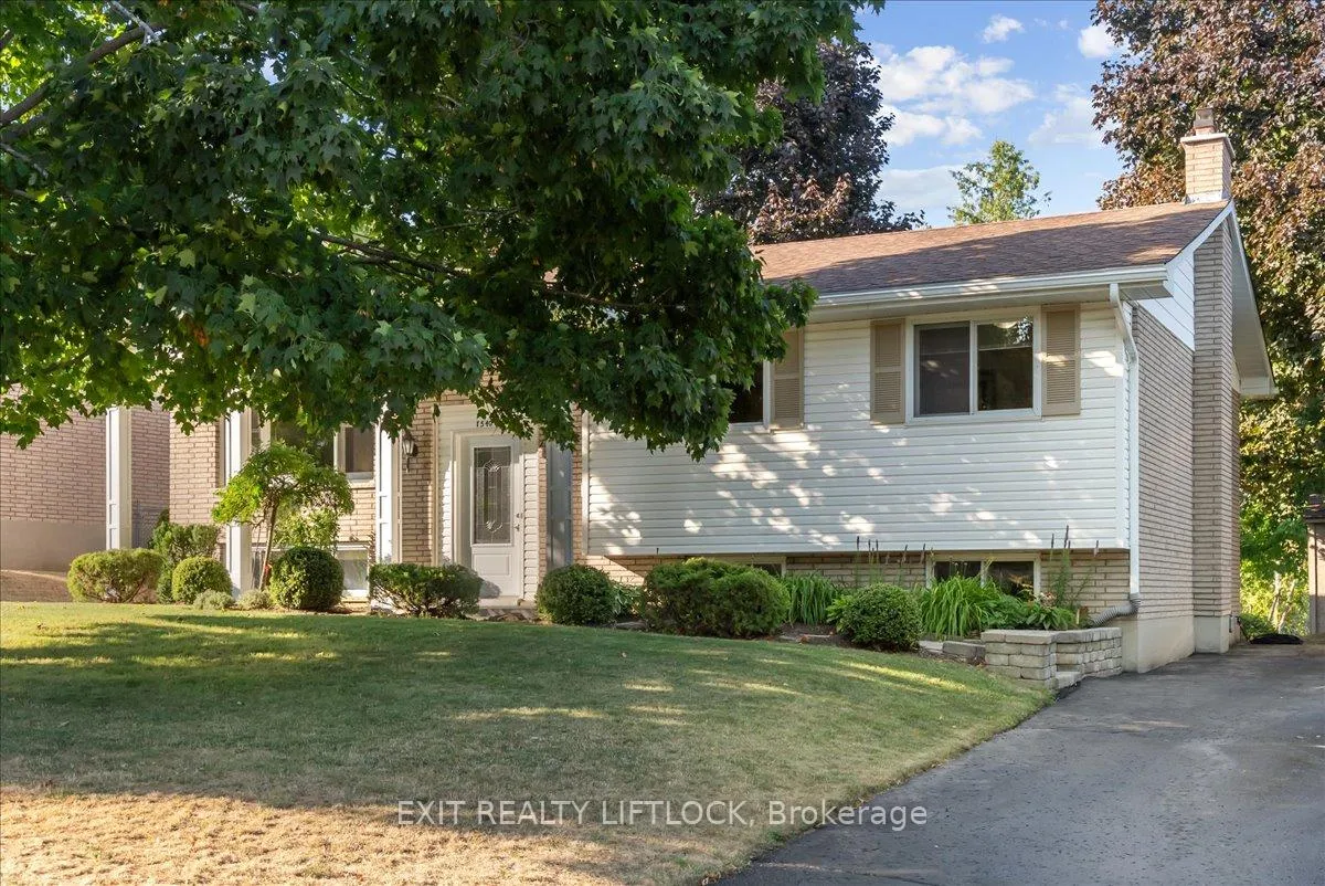 Photo 1 of 1540 Redwood Drive, Peterborough, Monaghan Ward 2 — HOMEH