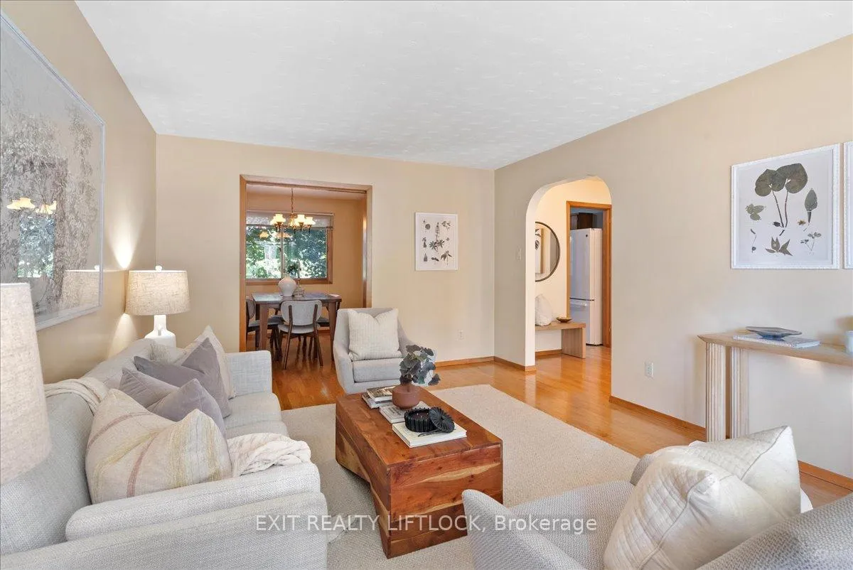 Photo 9 of 1540 Redwood Drive, Peterborough, Monaghan Ward 2 — HOMEH