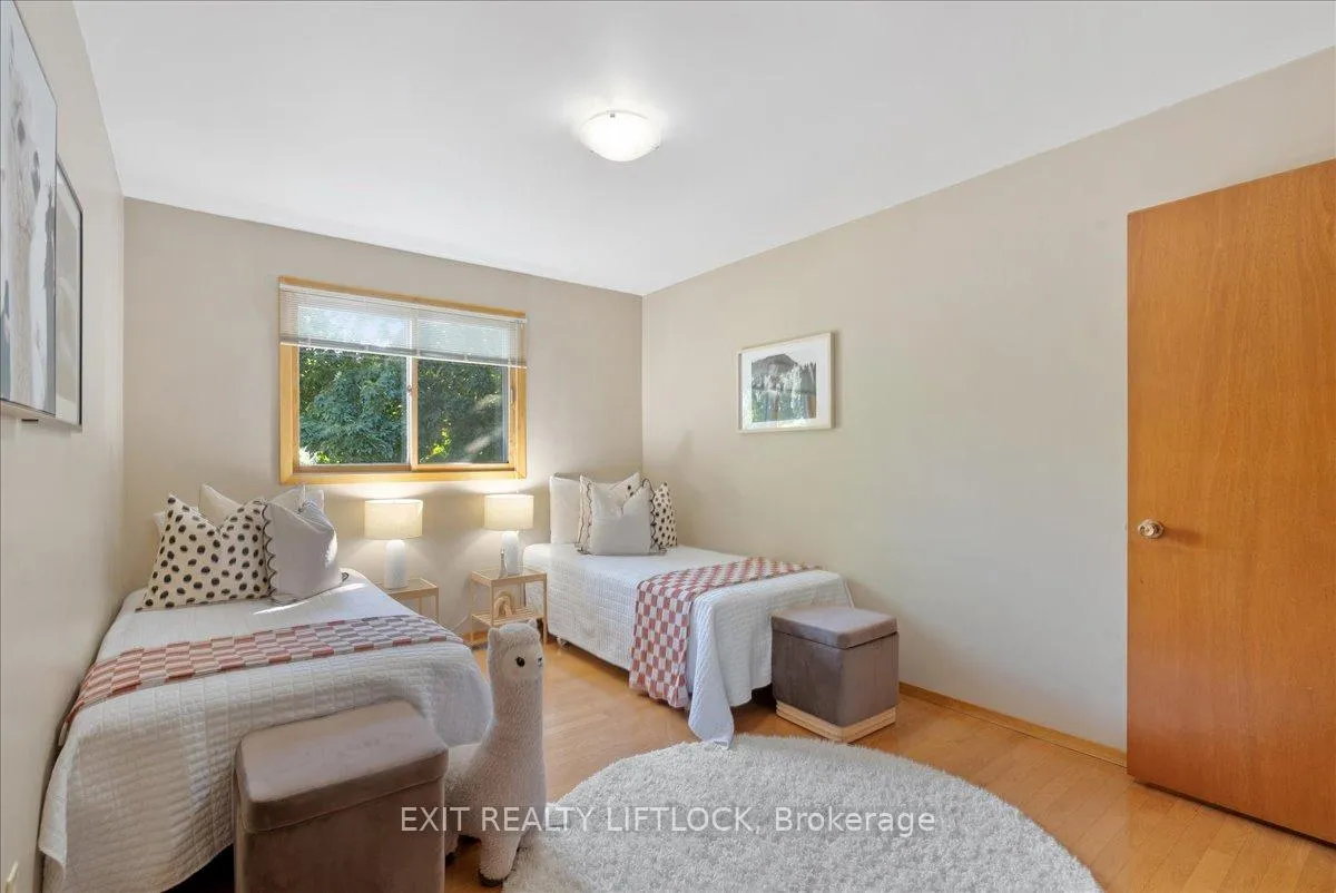 Photo 28 of 1540 Redwood Drive, Peterborough, Monaghan Ward 2 — HOMEH