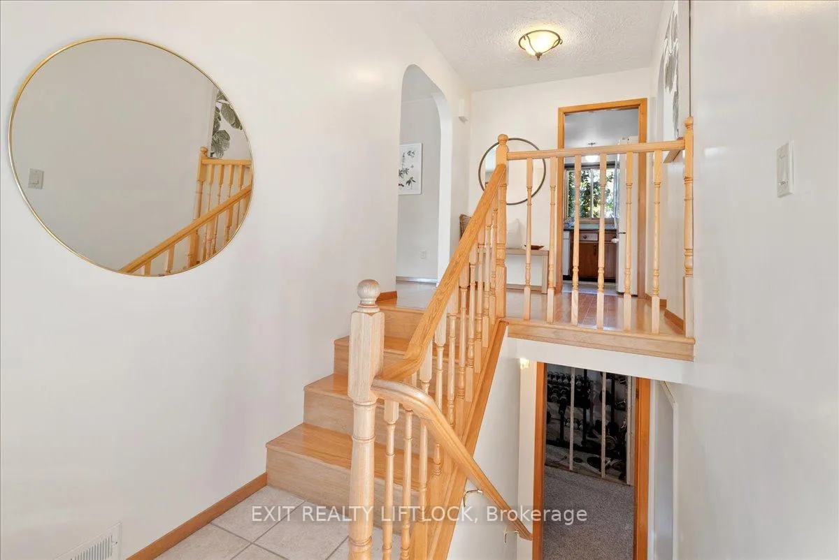 Photo 31 of 1540 Redwood Drive, Peterborough, Monaghan Ward 2 — HOMEH