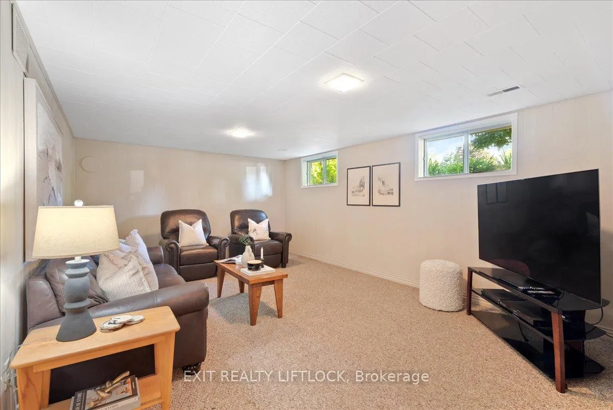Photo 35 of 1540 Redwood Drive, Peterborough, Monaghan Ward 2 — HOMEH