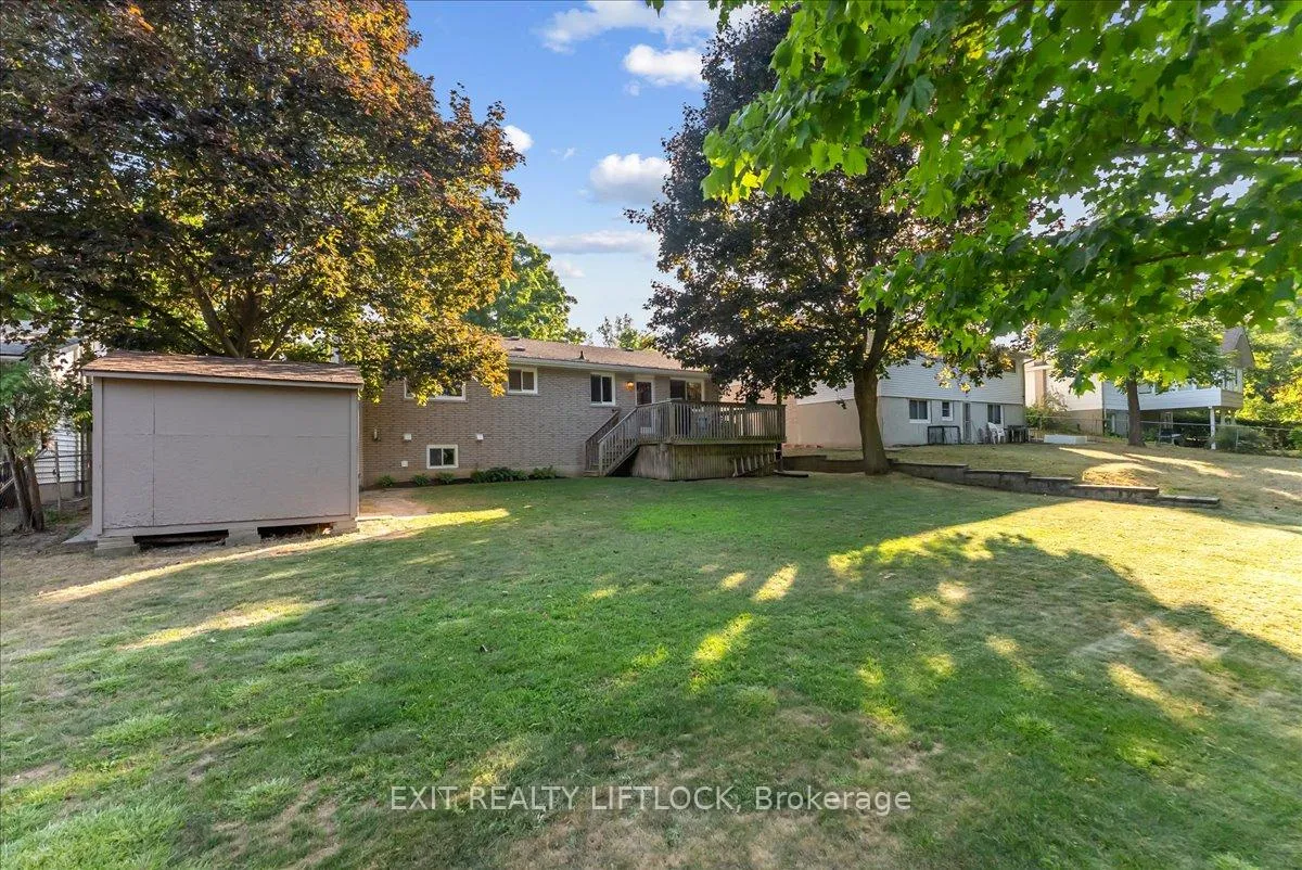 Photo 41 of 1540 Redwood Drive, Peterborough, Monaghan Ward 2 — HOMEH