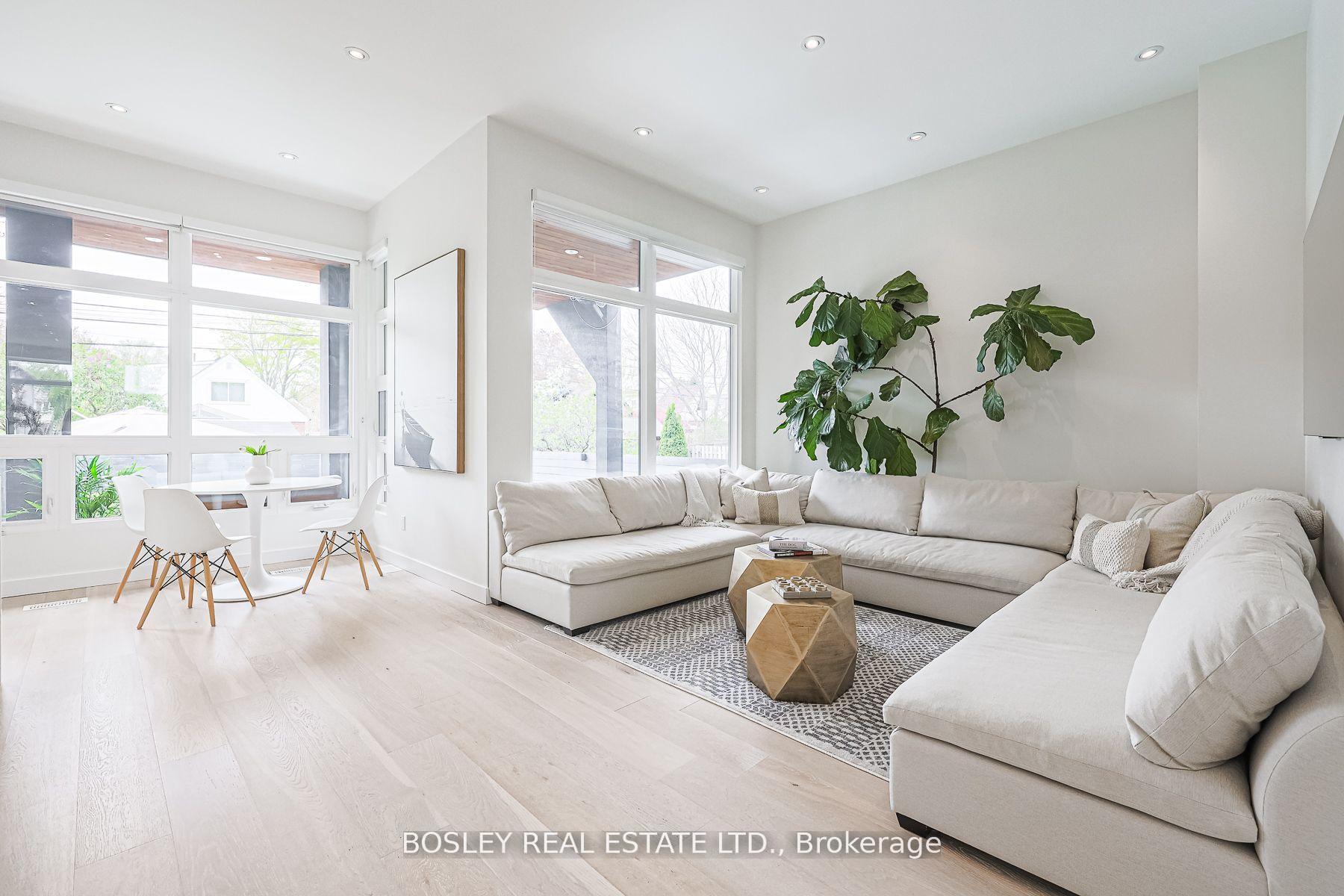 Photo 12 of 38 Roblin Avenue, Toronto, East York — HOMEH