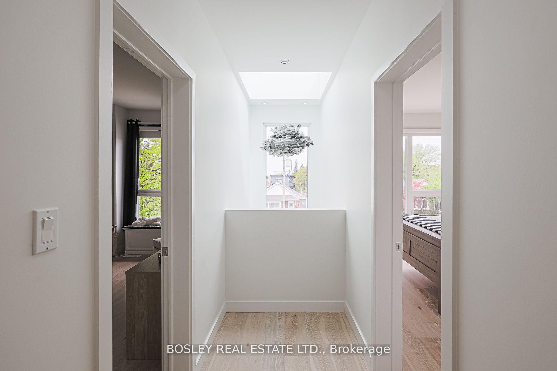 Photo 27 of 38 Roblin Avenue, Toronto, East York — HOMEH