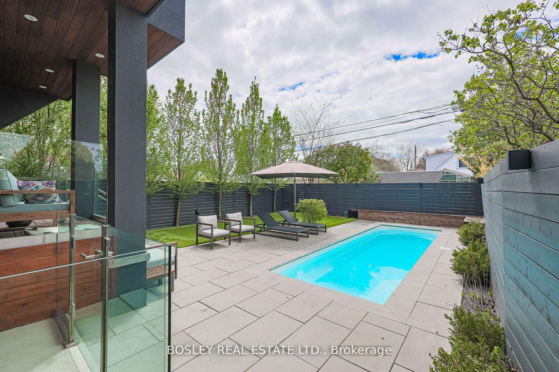 Photo 37 of 38 Roblin Avenue, Toronto, East York — HOMEH