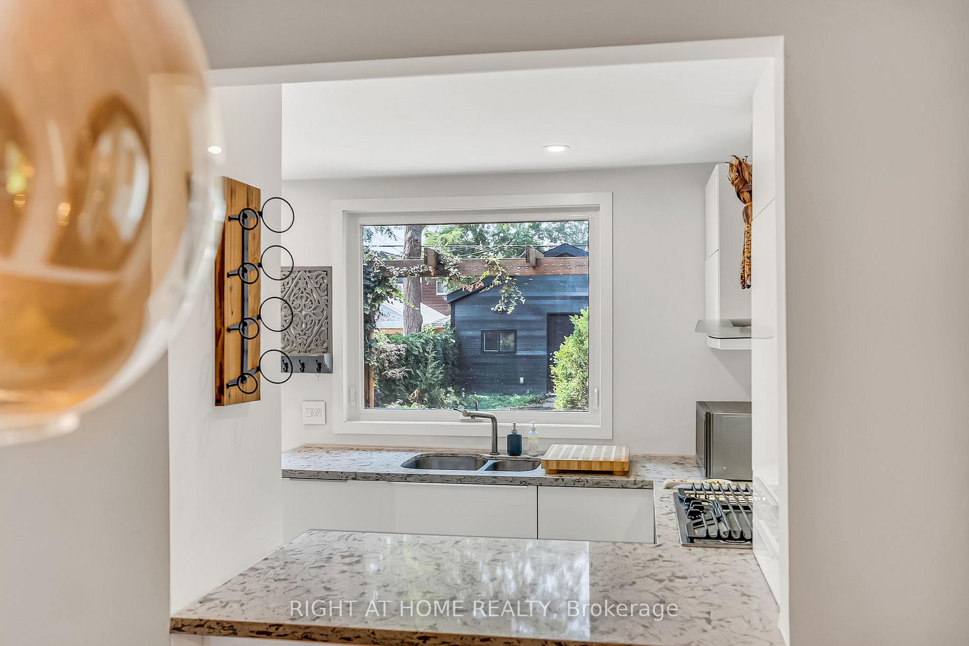 Photo 12 of 76 Arlington Avenue, Toronto, Wychwood — HOMEH
