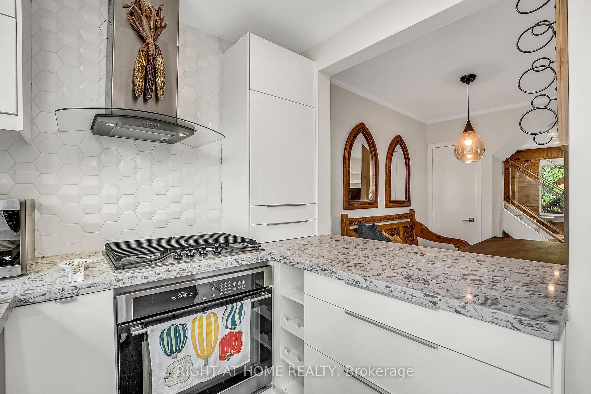 Photo 15 of 76 Arlington Avenue, Toronto, Wychwood — HOMEH