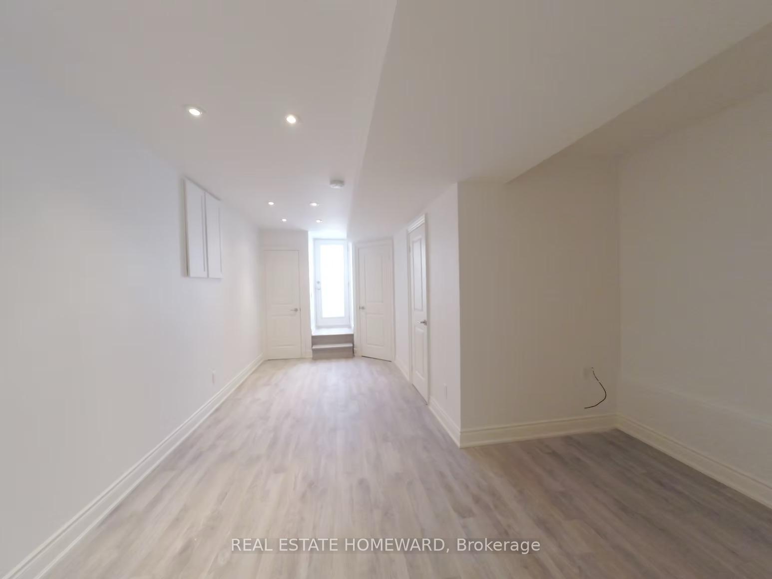Photo 5 of Unit Lower, 186 Hastings Avenue, Toronto, South Riverdale — HOMEH