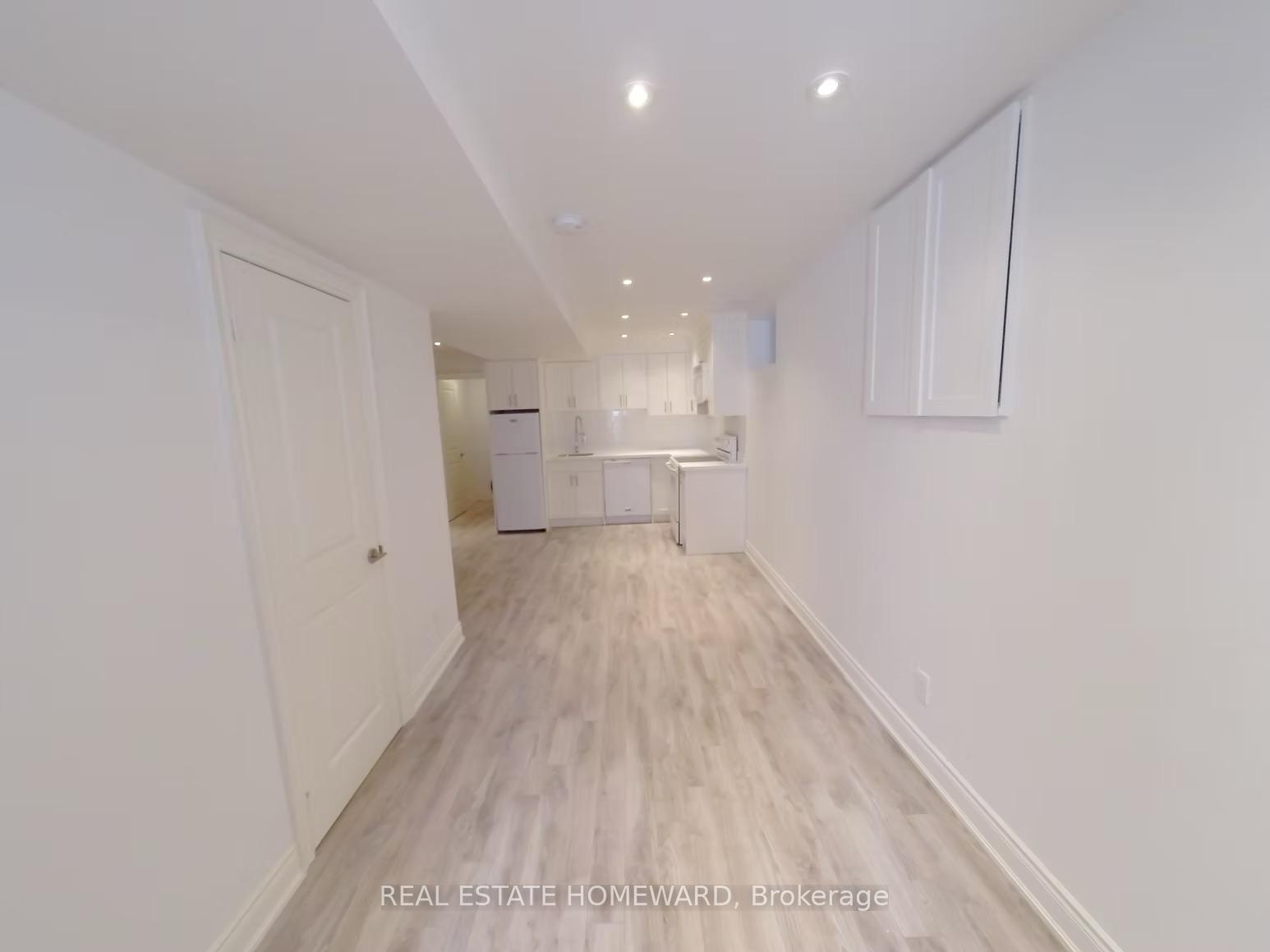 Photo 6 of Unit Lower, 186 Hastings Avenue, Toronto, South Riverdale — HOMEH