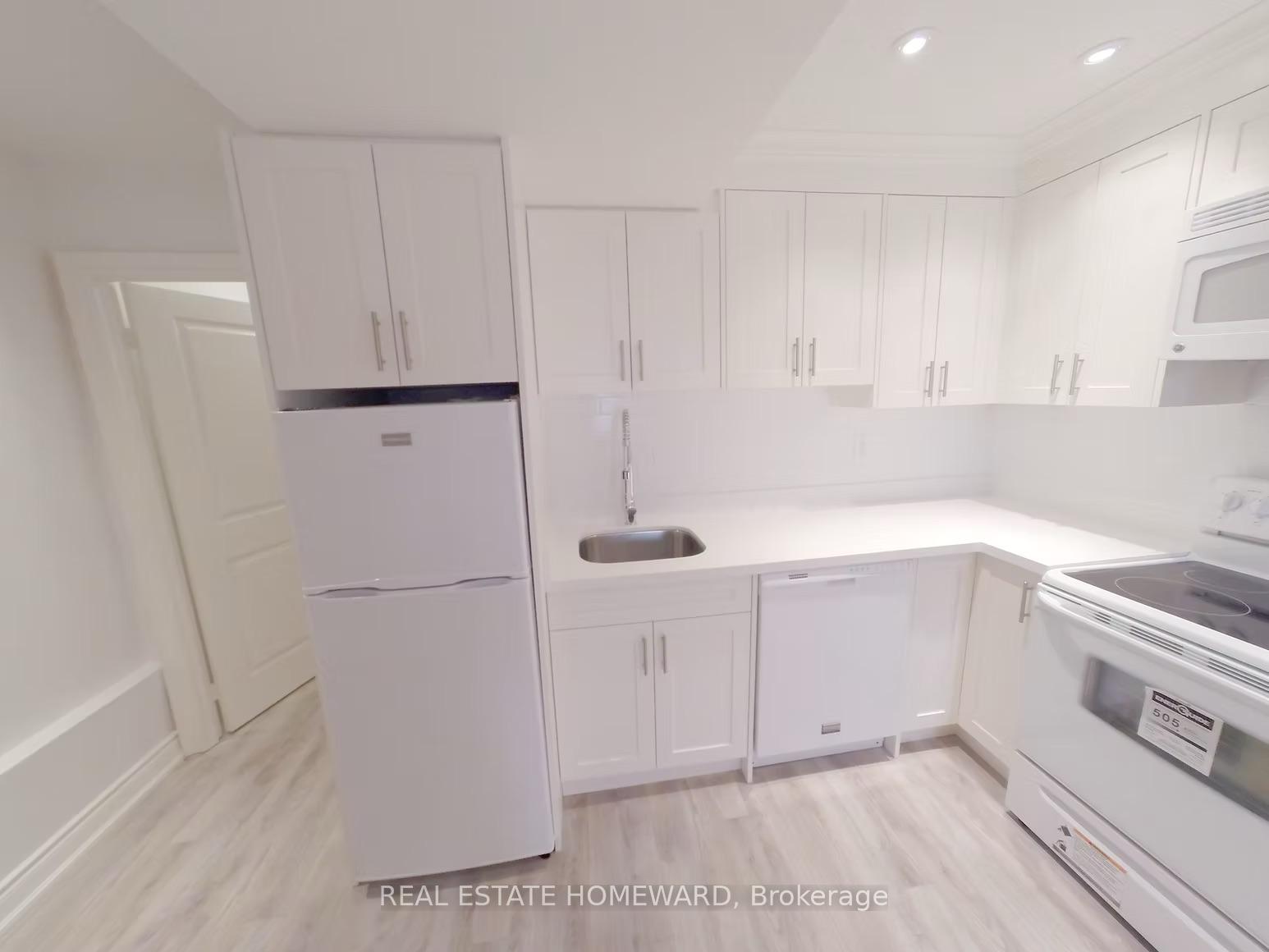 Photo 9 of Unit Lower, 186 Hastings Avenue, Toronto, South Riverdale — HOMEH