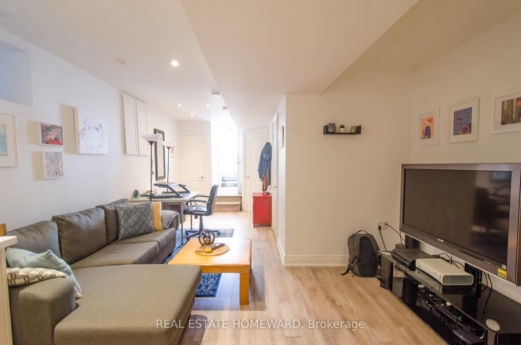 Photo 12 of Unit Lower, 186 Hastings Avenue, Toronto, South Riverdale — HOMEH