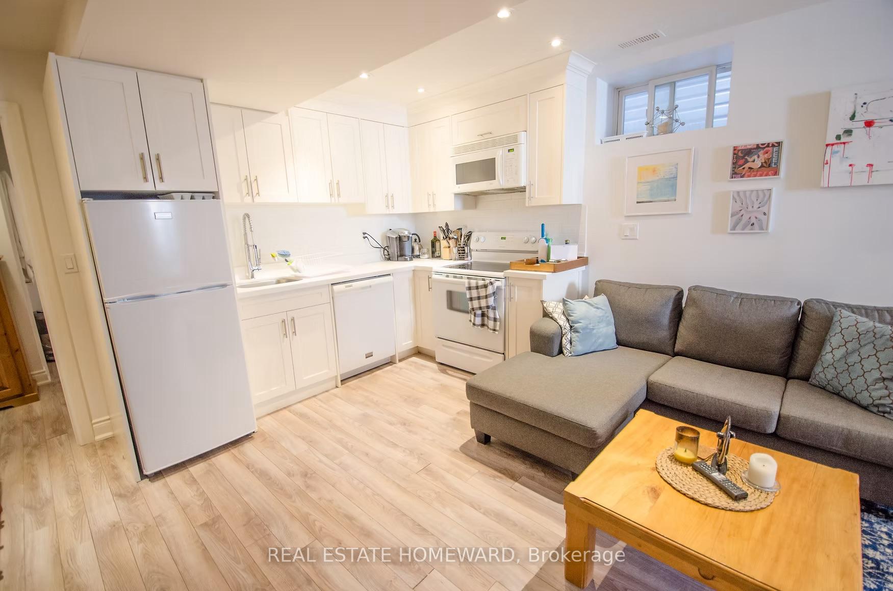 Photo 15 of Unit Lower, 186 Hastings Avenue, Toronto, South Riverdale — HOMEH