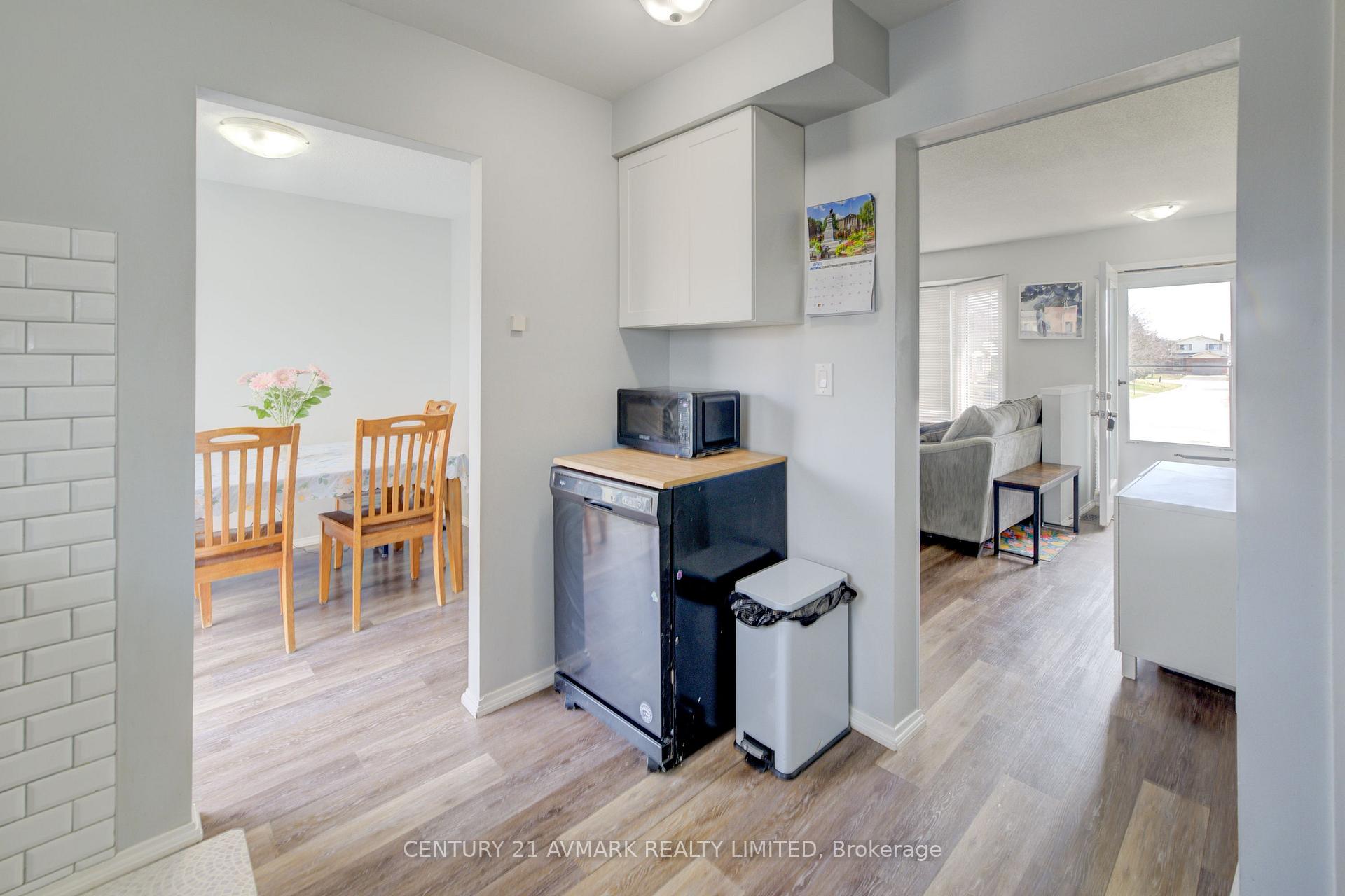 Photo 13 of 78 Manley Crescent, Thorold, Confederation Heights — HOMEH