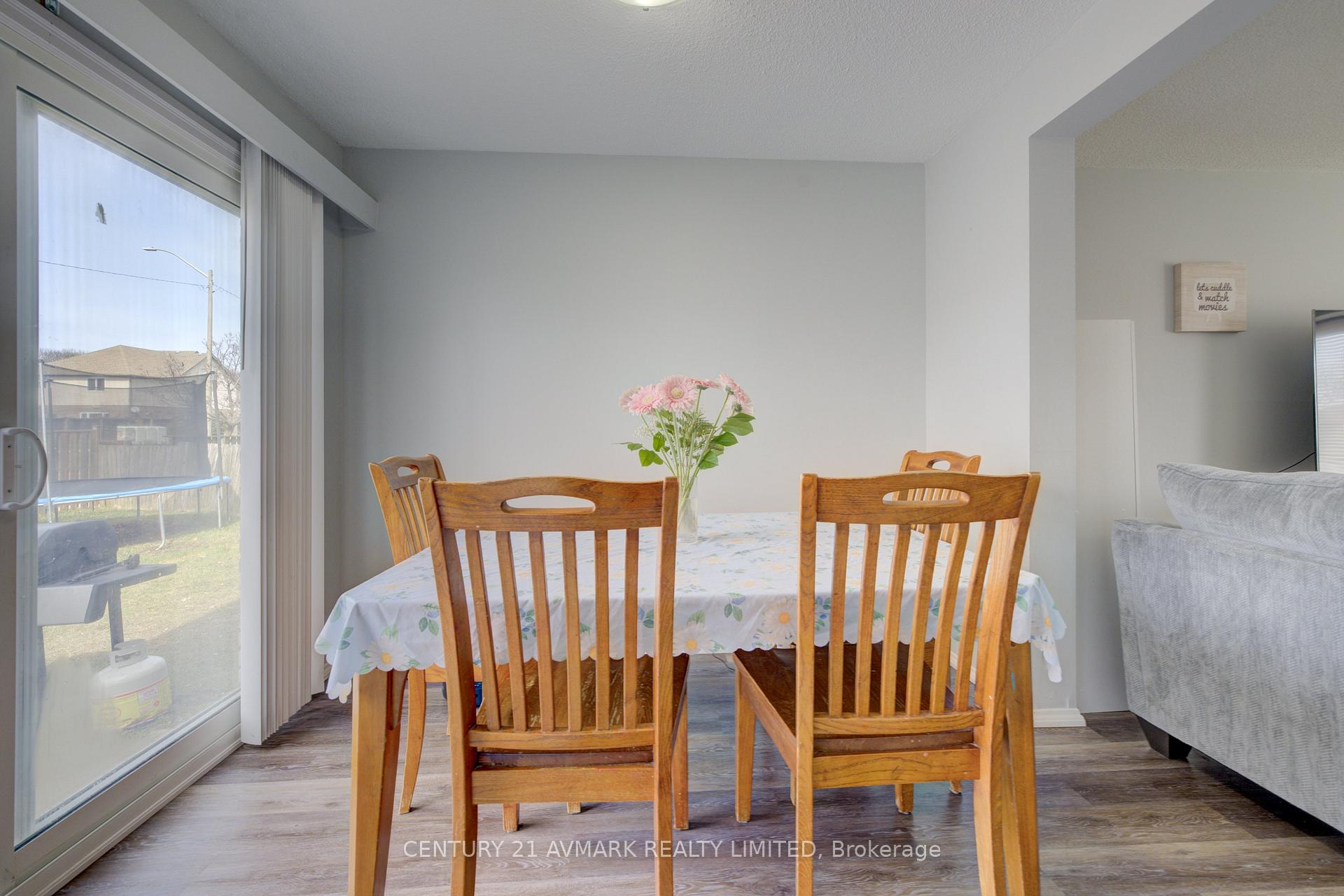 Photo 14 of 78 Manley Crescent, Thorold, Confederation Heights — HOMEH