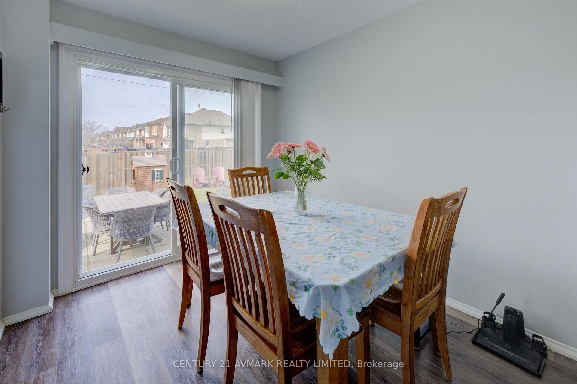 Photo 15 of 78 Manley Crescent, Thorold, Confederation Heights — HOMEH