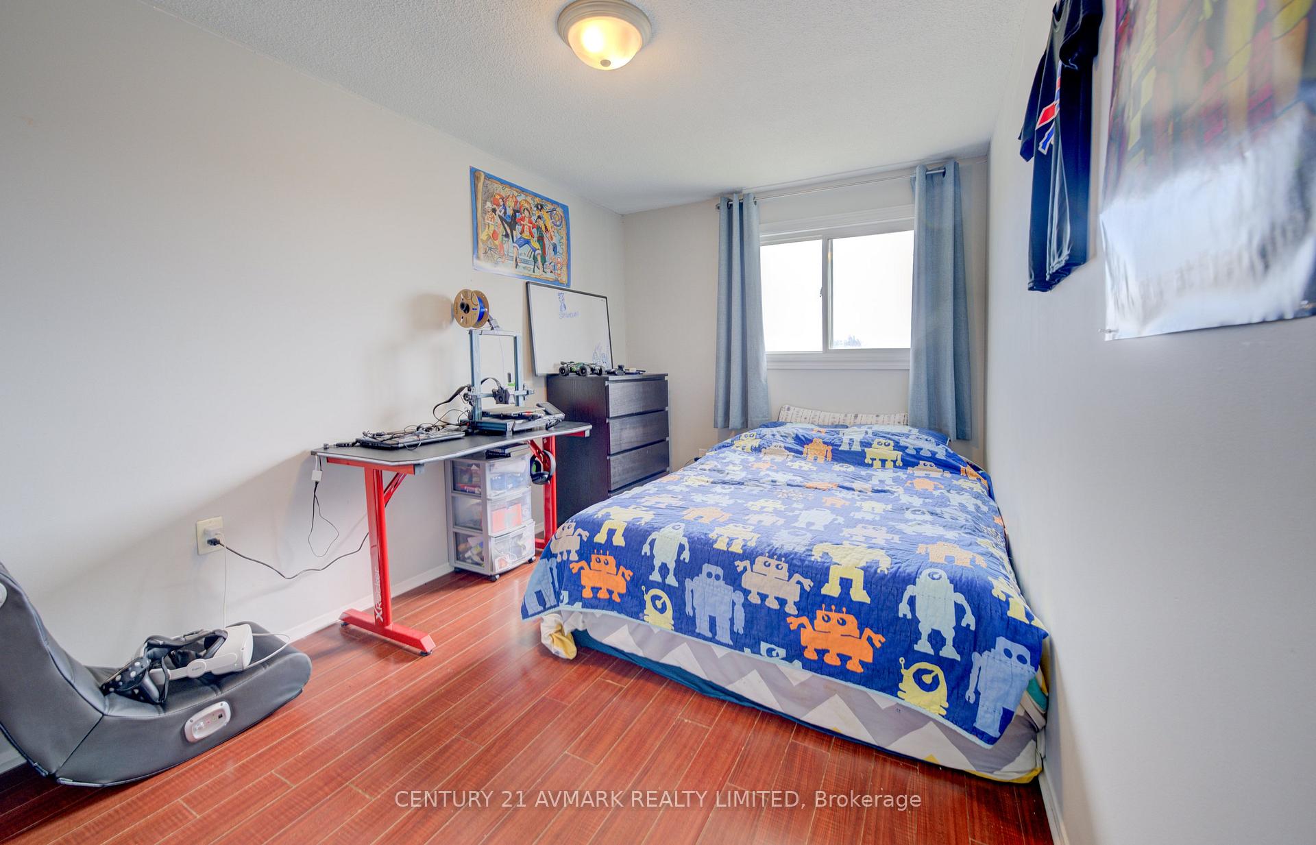 Photo 19 of 78 Manley Crescent, Thorold, Confederation Heights — HOMEH