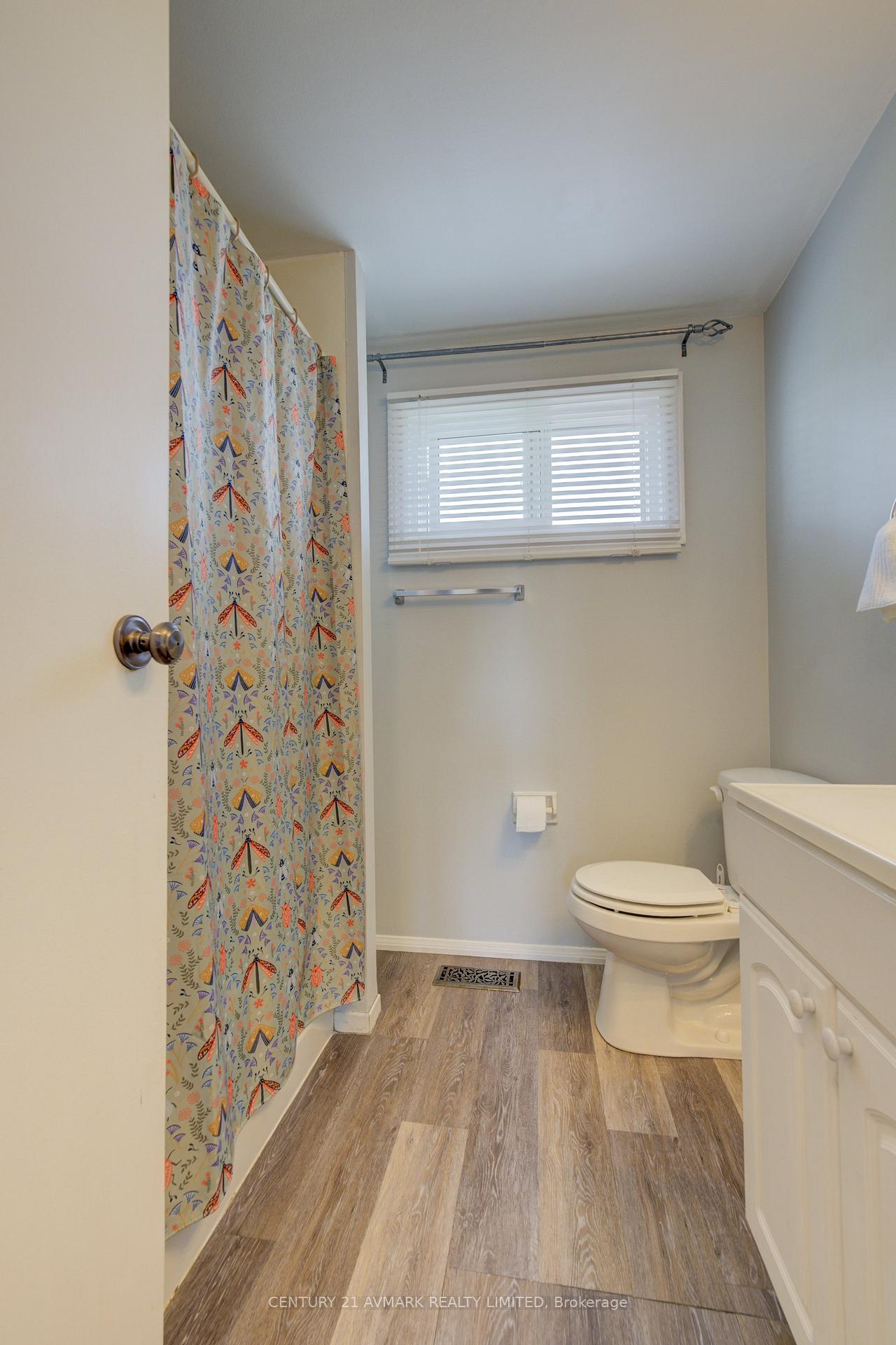 Photo 21 of 78 Manley Crescent, Thorold, Confederation Heights — HOMEH