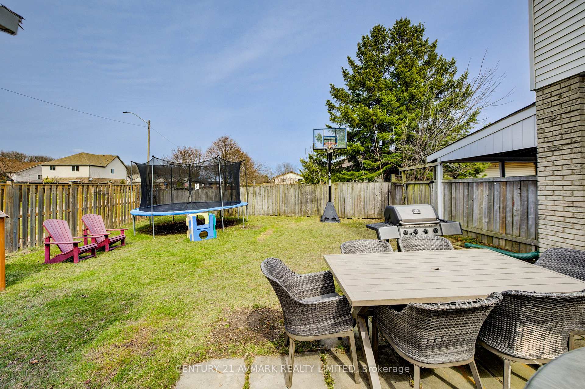 Photo 28 of 78 Manley Crescent, Thorold, Confederation Heights — HOMEH