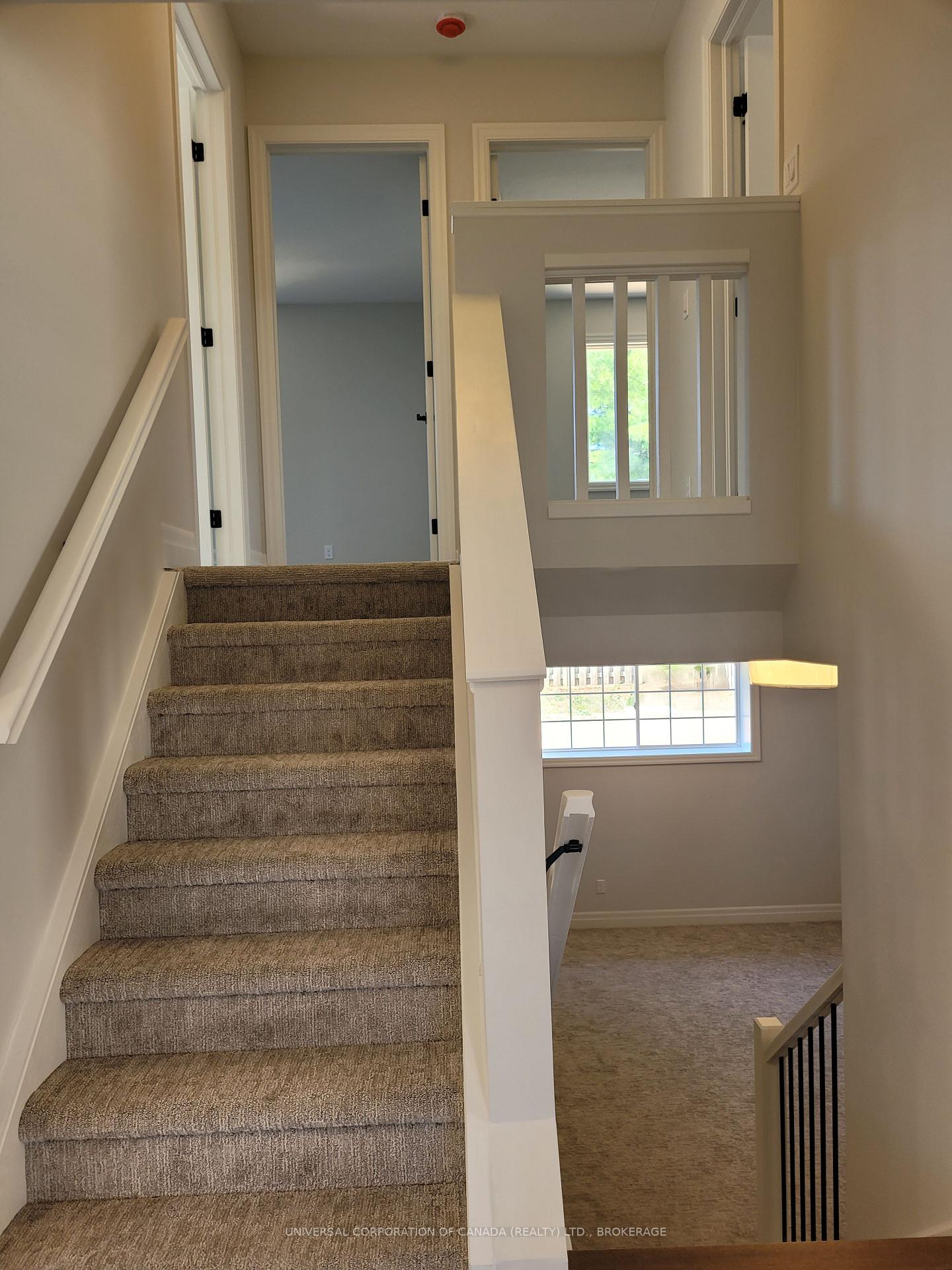 Photo 8 of 41 Peach Street, Tillsonburg — HOMEH