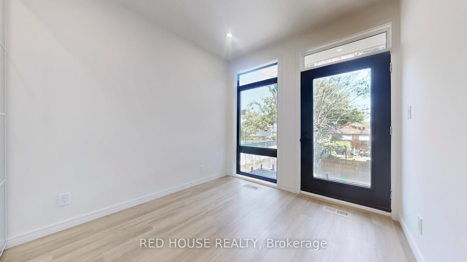 Photo 5 of Unit 2, 63 Derwyn Road, Toronto, East York — HOMEH