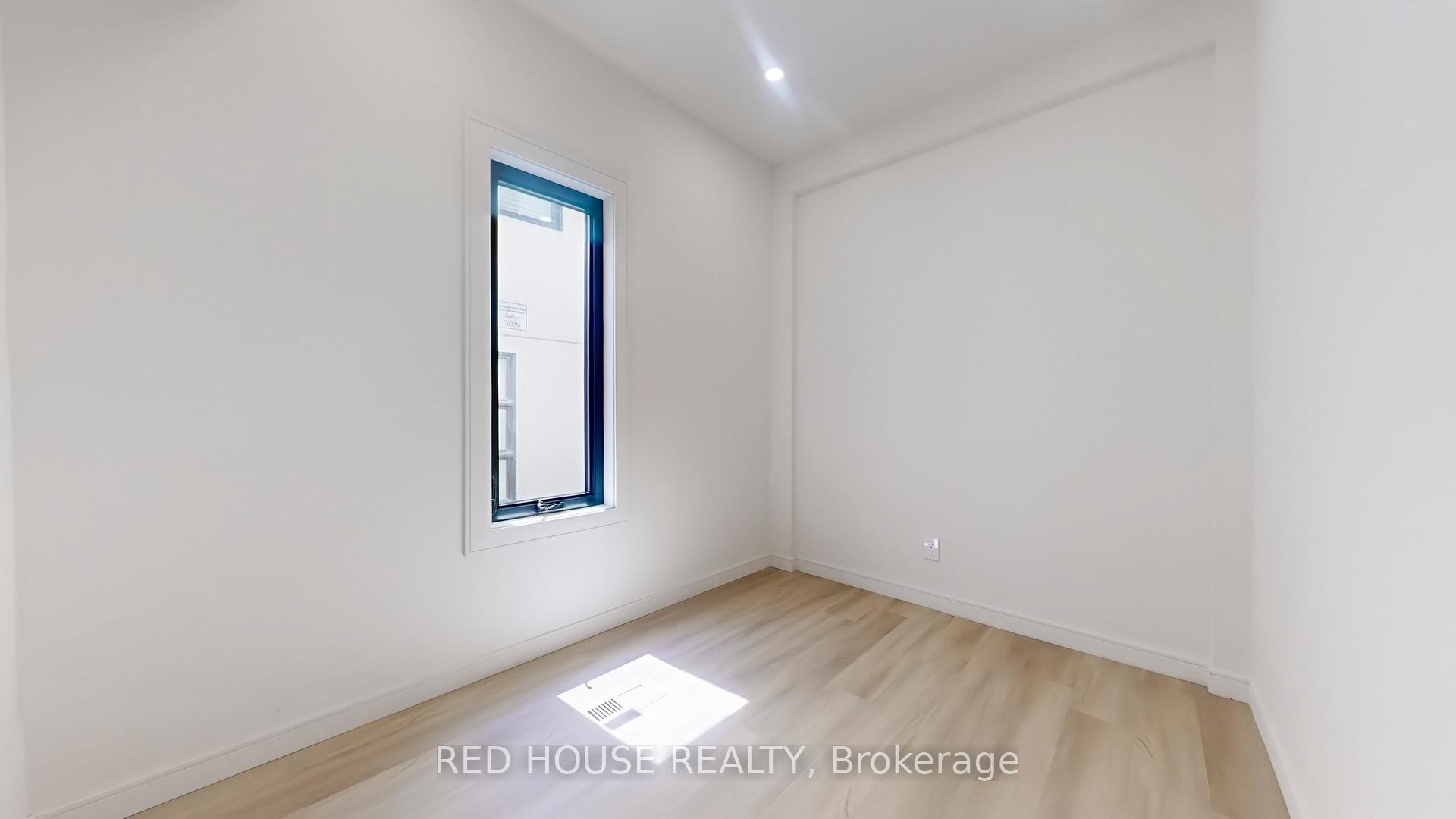 Photo 9 of Unit 2, 63 Derwyn Road, Toronto, East York — HOMEH